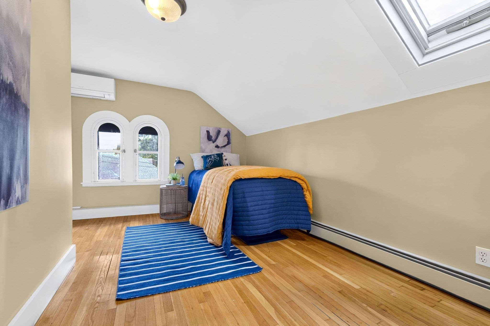 Condominium at 122 W Wyoming Ave # C, Melrose MA 02176, Melrose, photo 4 of 28