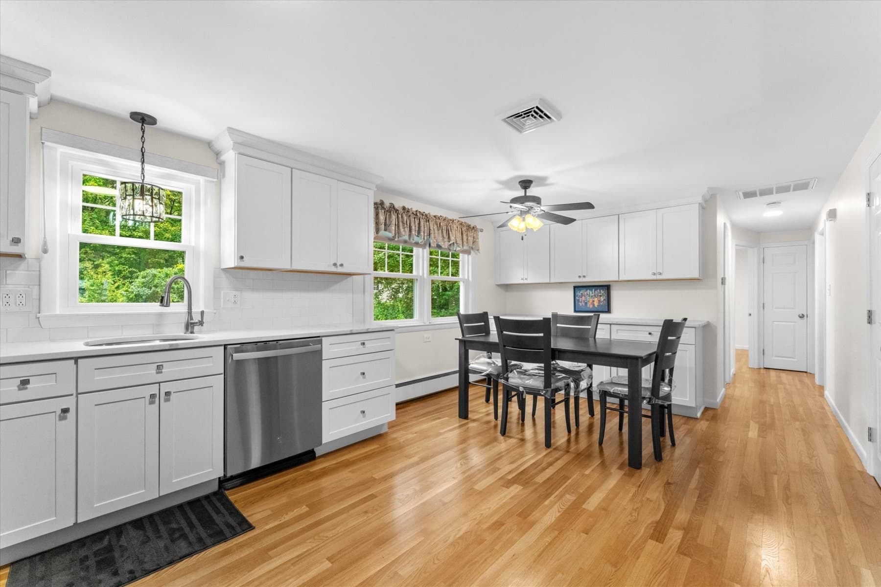 Single Family Residence at 194 Holden St, Worcester MA 01606, Worcester, photo 13 of 34