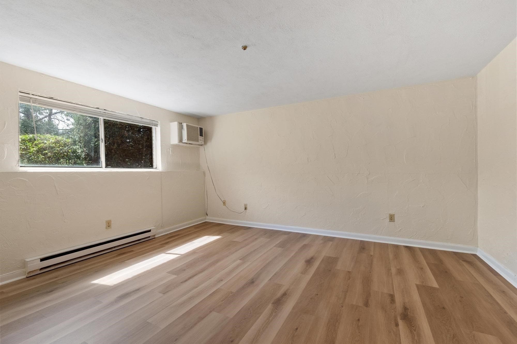 Condominium at 196 Swanson # 501, Boxborough MA 01719, Boxborough, photo 3 of 23