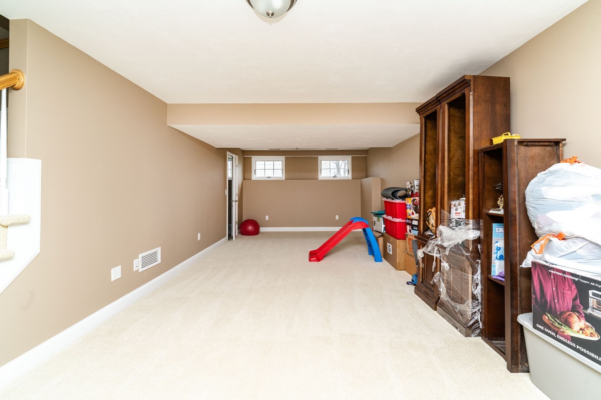 Single Family Residence at 28. Woodlawn Ave, Billerica MA 01821, Billerica, photo 22 of 31