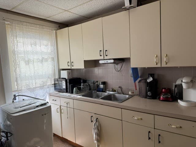 5+ Family - 5+ Units Up/Down at 225-306 Branch St/Walker Street, Lowell MA 01851, Lowell, photo 17 of 26
