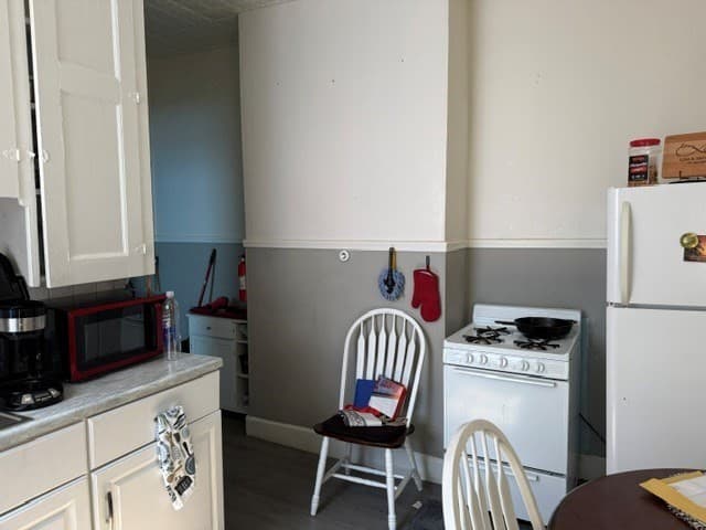 5+ Family - 5+ Units Up/Down at 225-306 Branch St/Walker Street, Lowell MA 01851, Lowell, photo 24 of 26