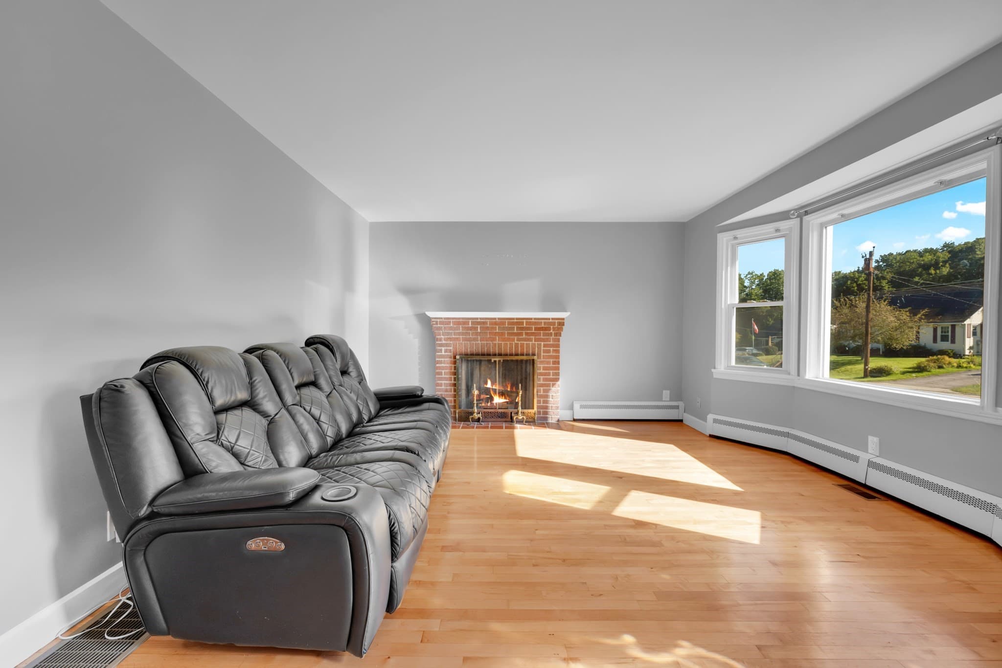 Single Family Residence at 29 Carroll St, Auburn MA 01501, Auburn, photo 12 of 19