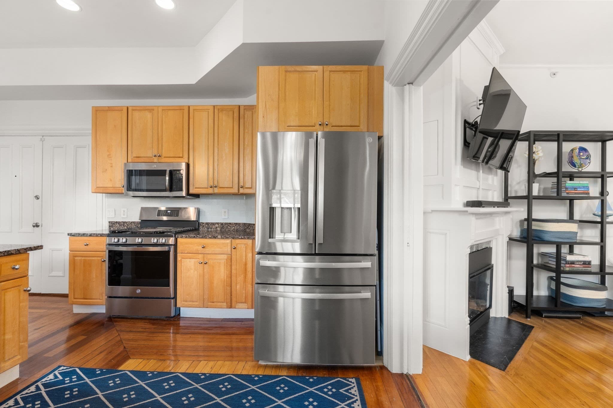 Condominium at 105 Pleasant St # 2, Arlington MA 02476, Arlington, photo 5 of 20