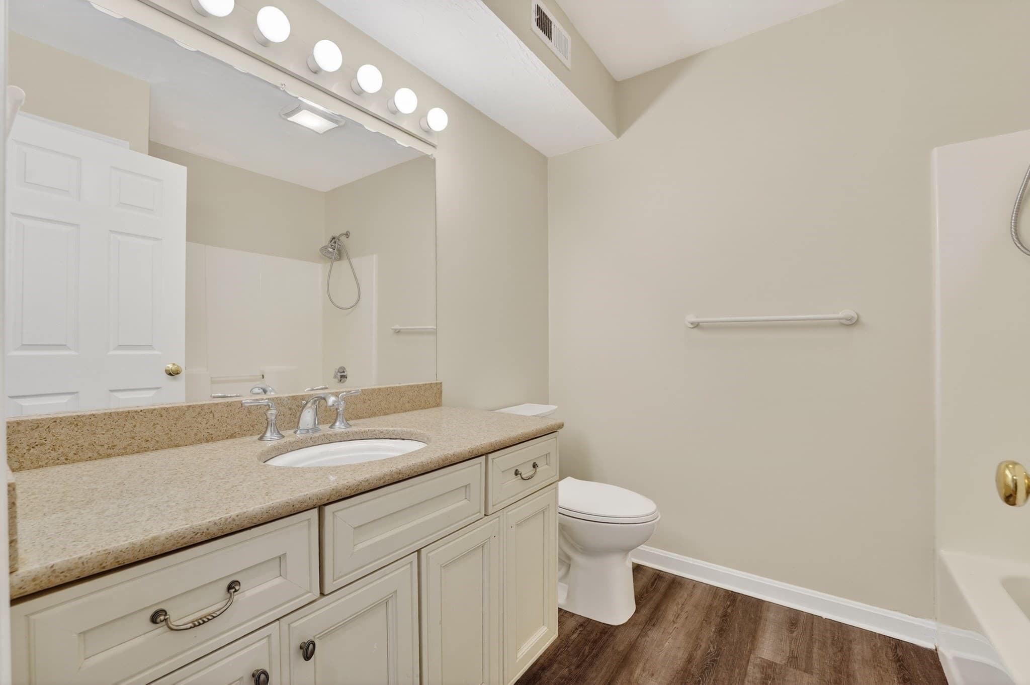 Single Family Residence at 168 South Street, Marlborough MA 01752, Marlborough, photo 12 of 17
