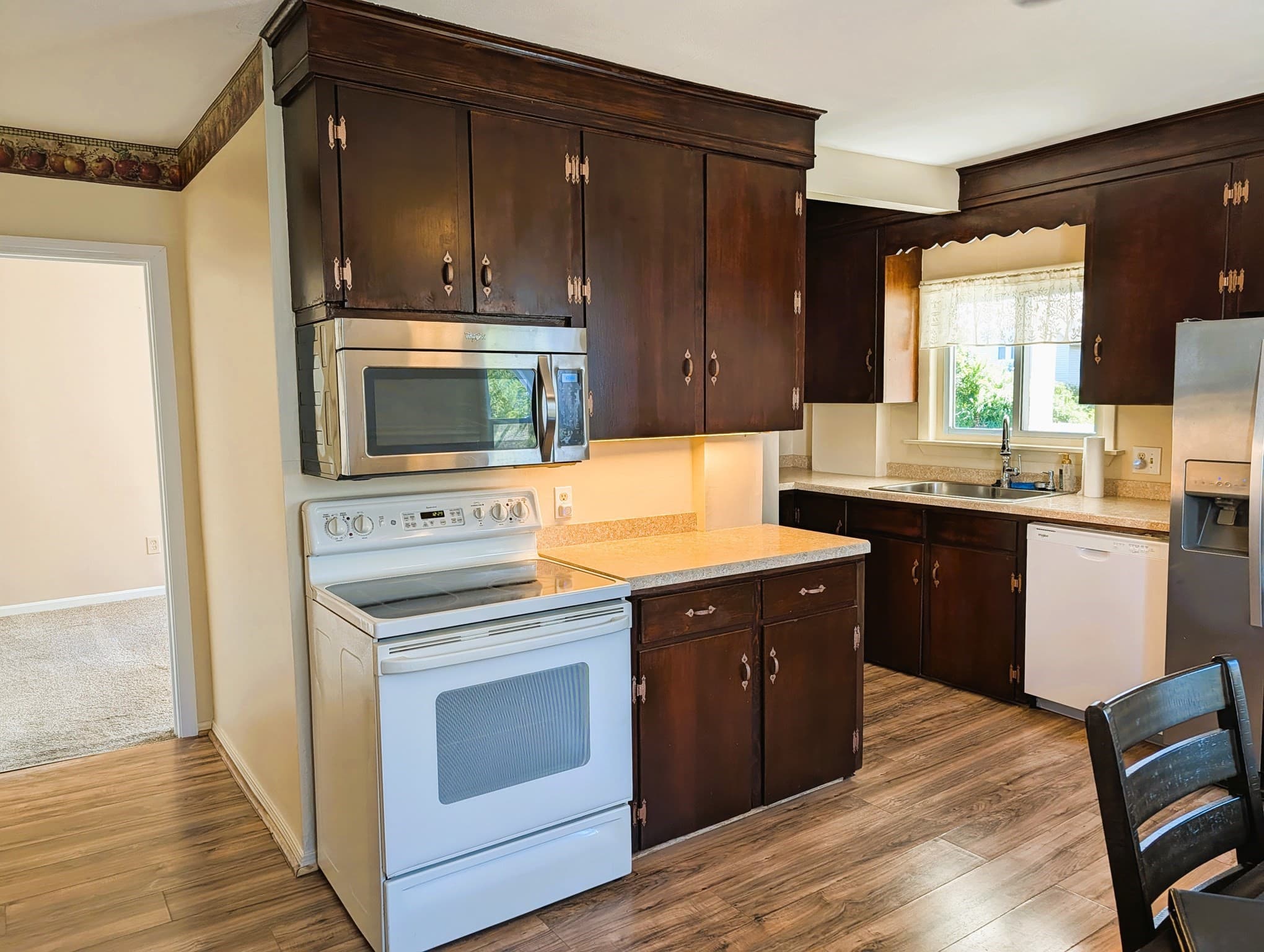 Single Family Residence at 27 South Street, South Hadley MA 01075, South Hadley, photo 7 of 28