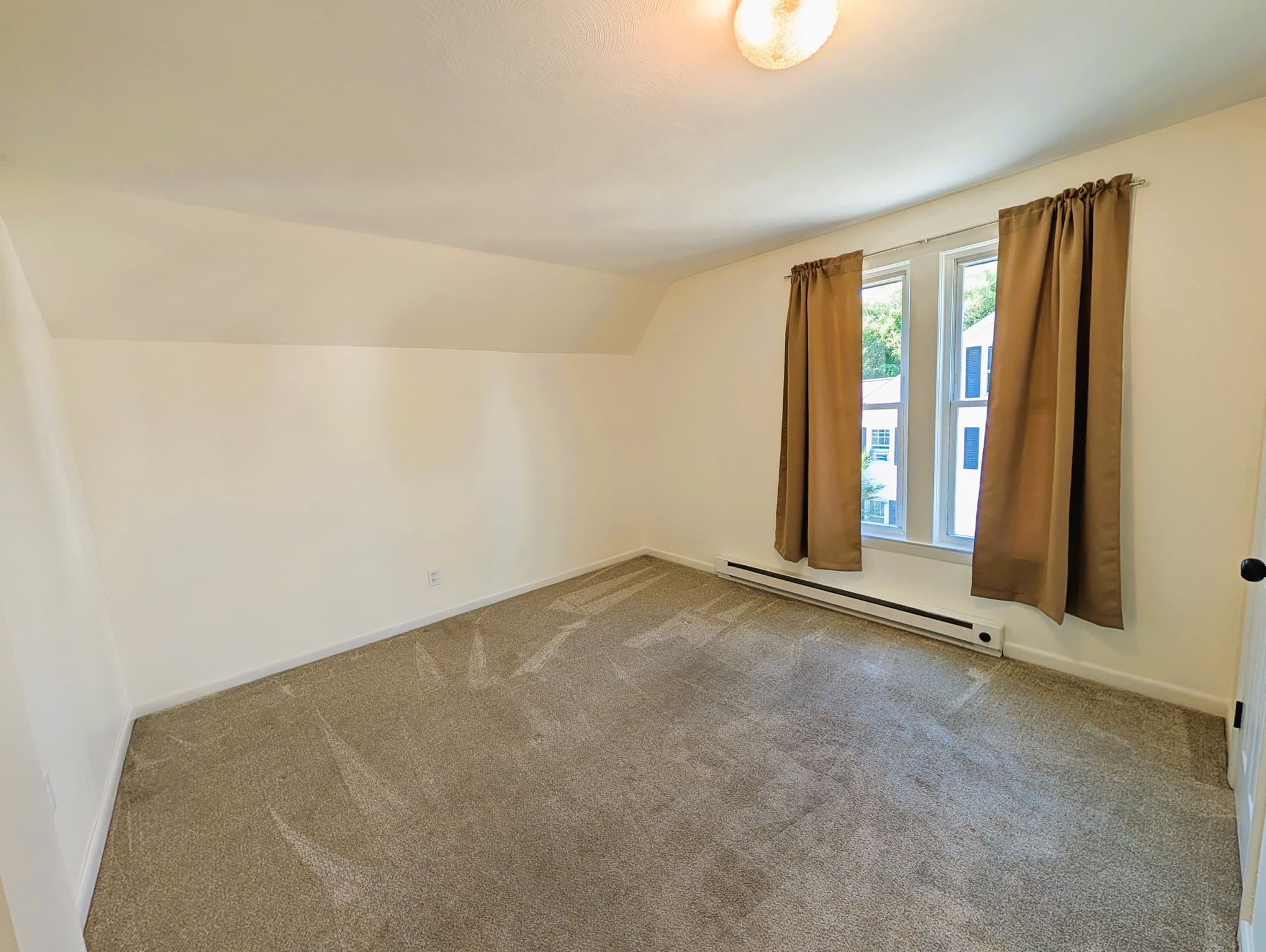 Single Family Residence at 27 South Street, South Hadley MA 01075, South Hadley, photo 14 of 28