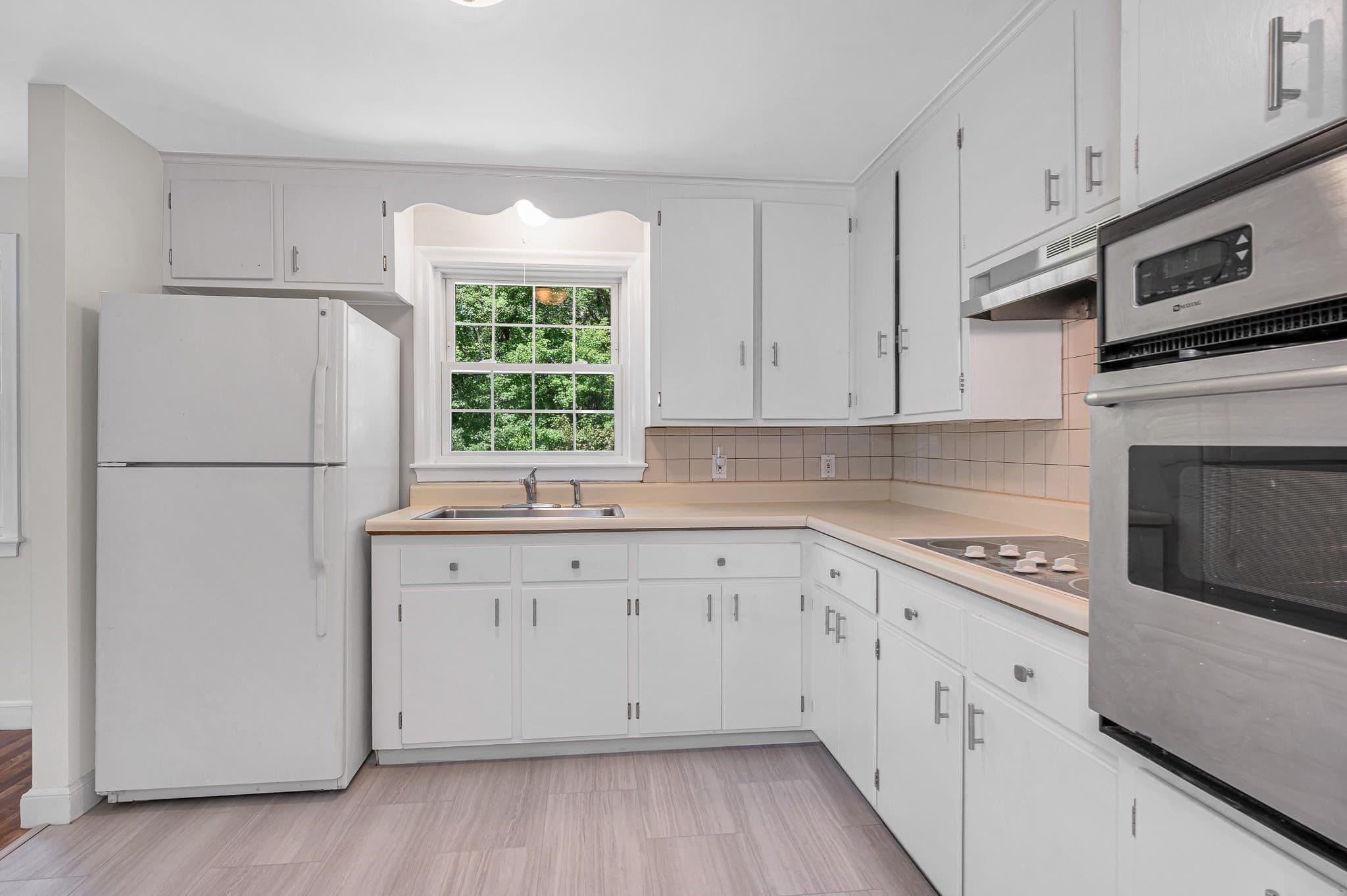 Single Family Residence at 35 Forge Village Rd, Westford MA 01886, Westford, photo 10 of 31