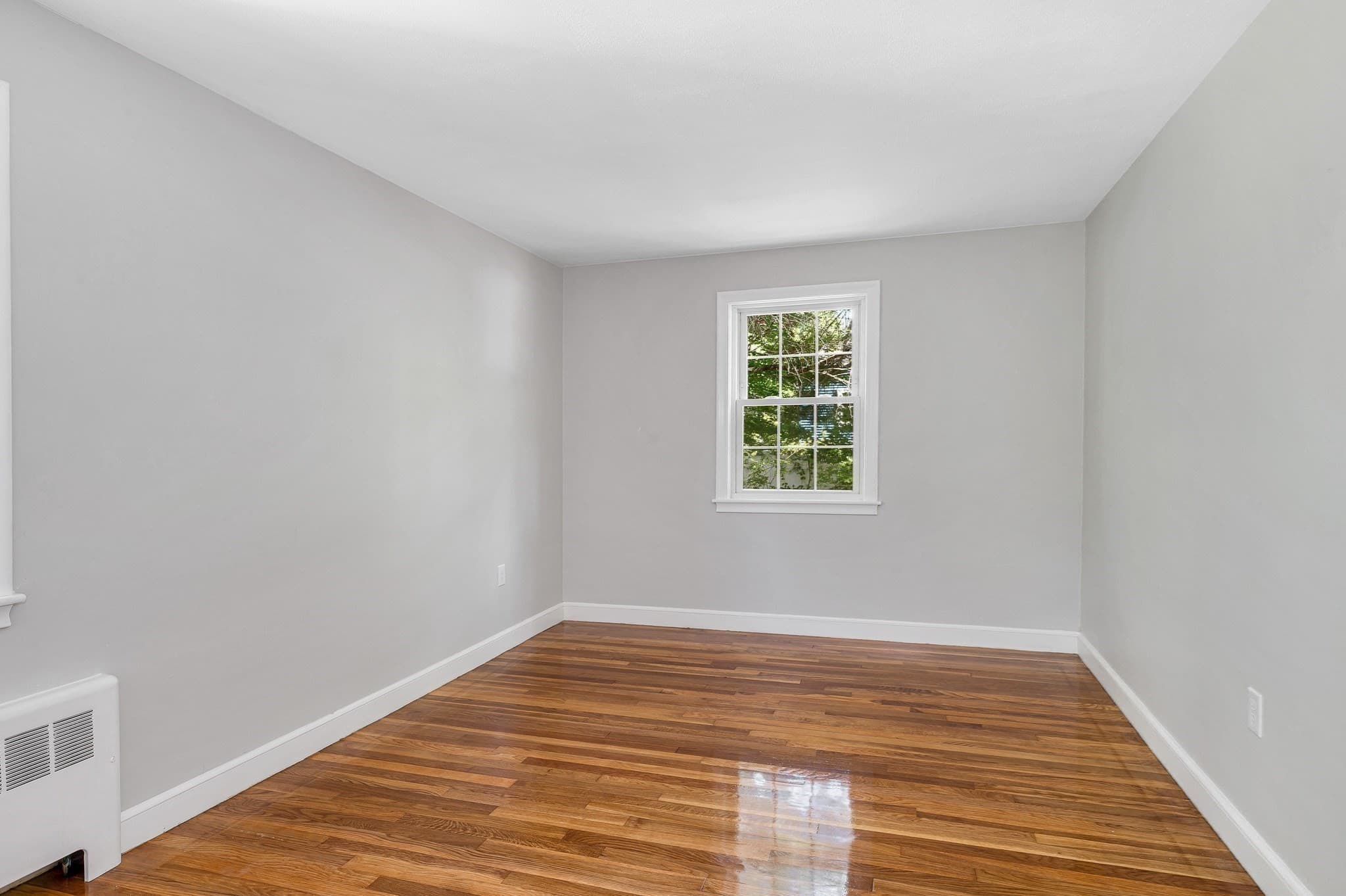 Single Family Residence at 35 Forge Village Rd, Westford MA 01886, Westford, photo 11 of 31