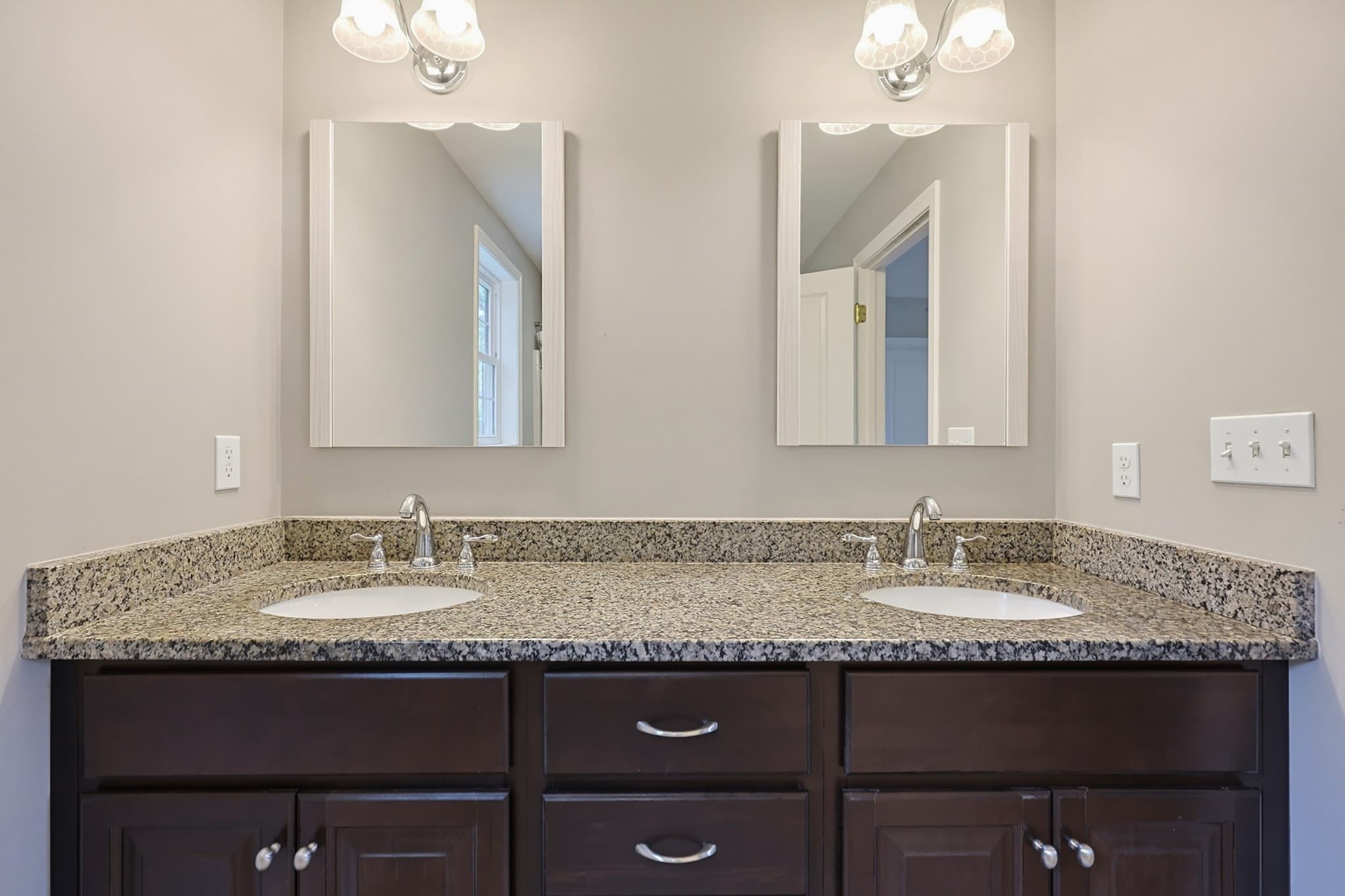 Single Family Residence at 15 Willow Brook Lane, Blackstone MA 01504, Blackstone, photo 20 of 39