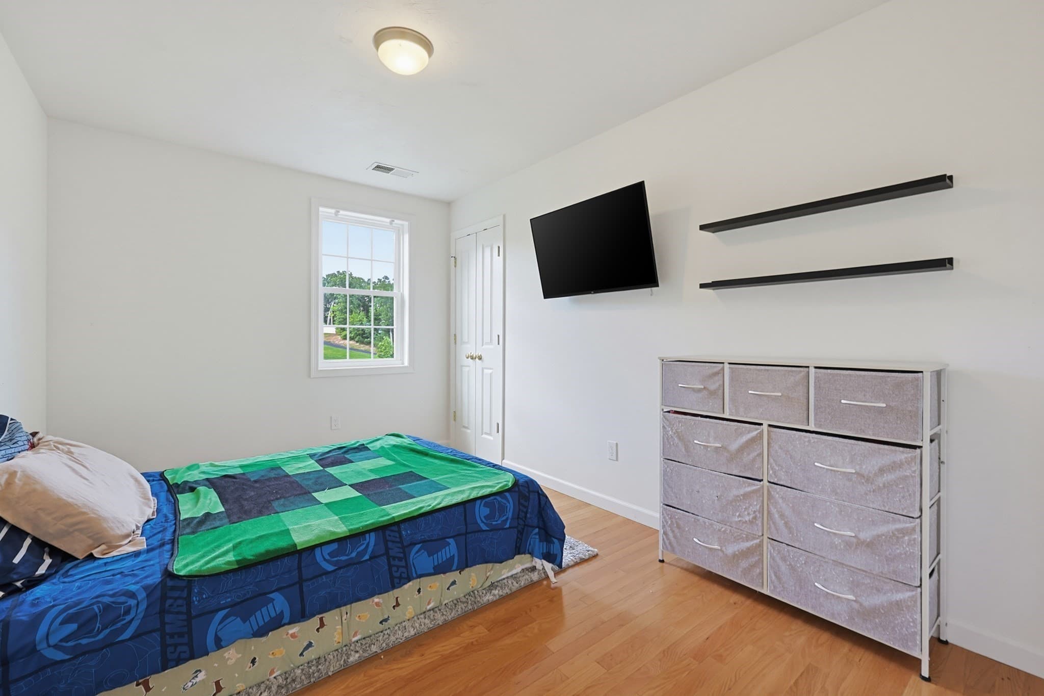 Single Family Residence at 15 Willow Brook Lane, Blackstone MA 01504, Blackstone, photo 21 of 39