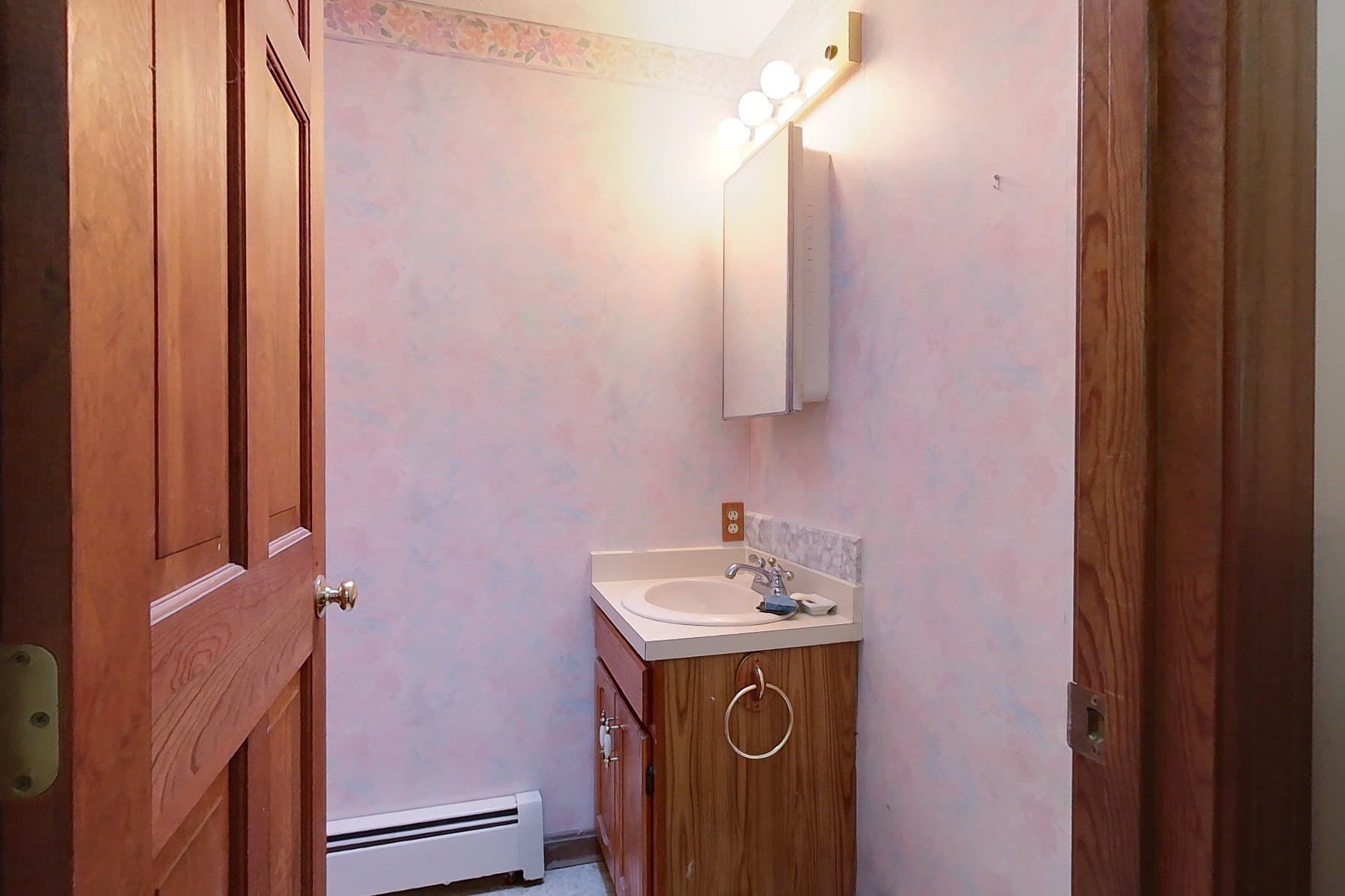 Single Family Residence at 87 Squannacook Rd, Shirley MA 01464, Shirley, photo 12 of 27