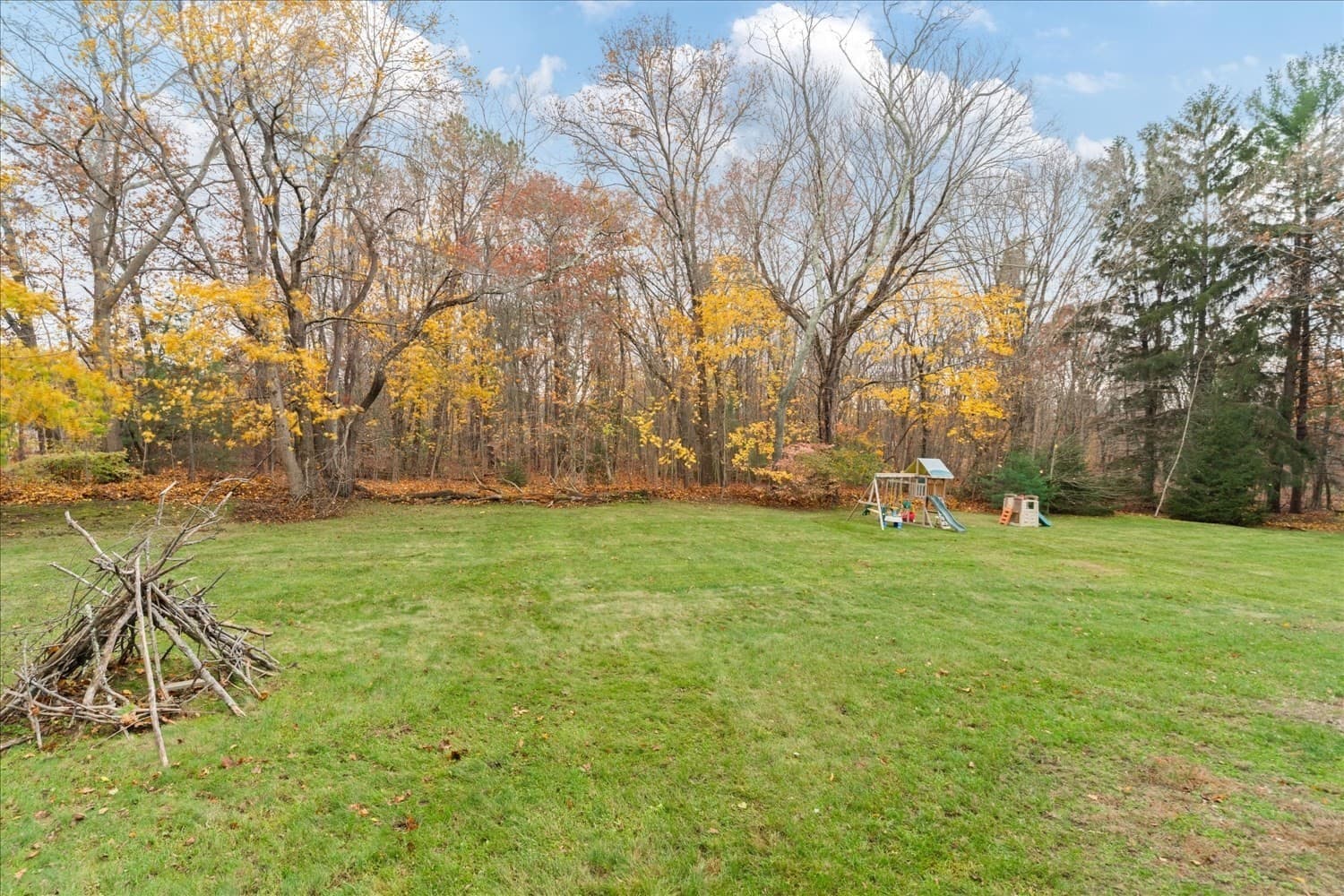 Single Family Residence at 22 Reservoir St, Seekonk MA 02771, Seekonk, photo 28 of 35