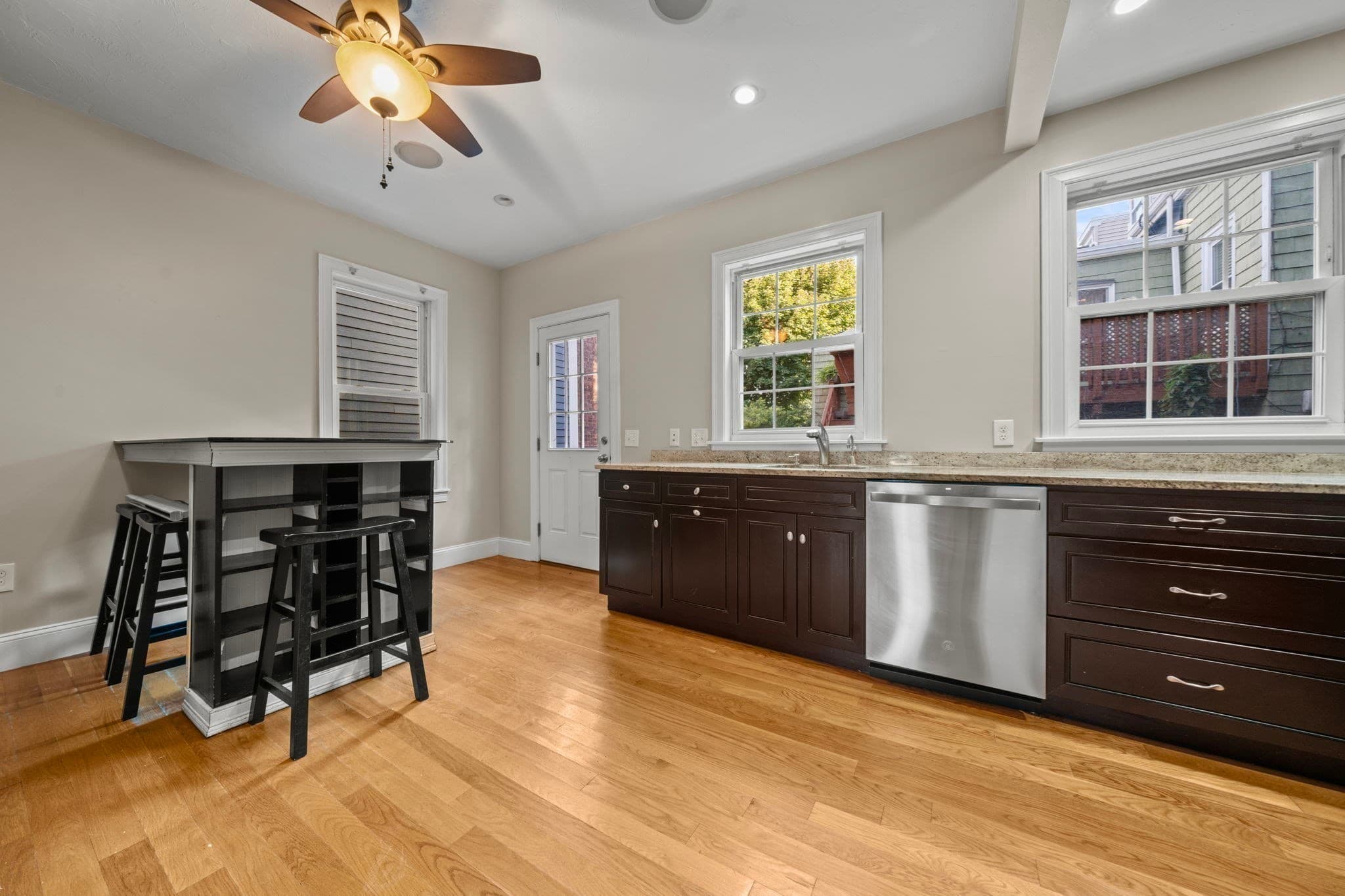 Single Family Residence at 519 E 5th Street, Boston MA 02127, Boston, photo 7 of 39
