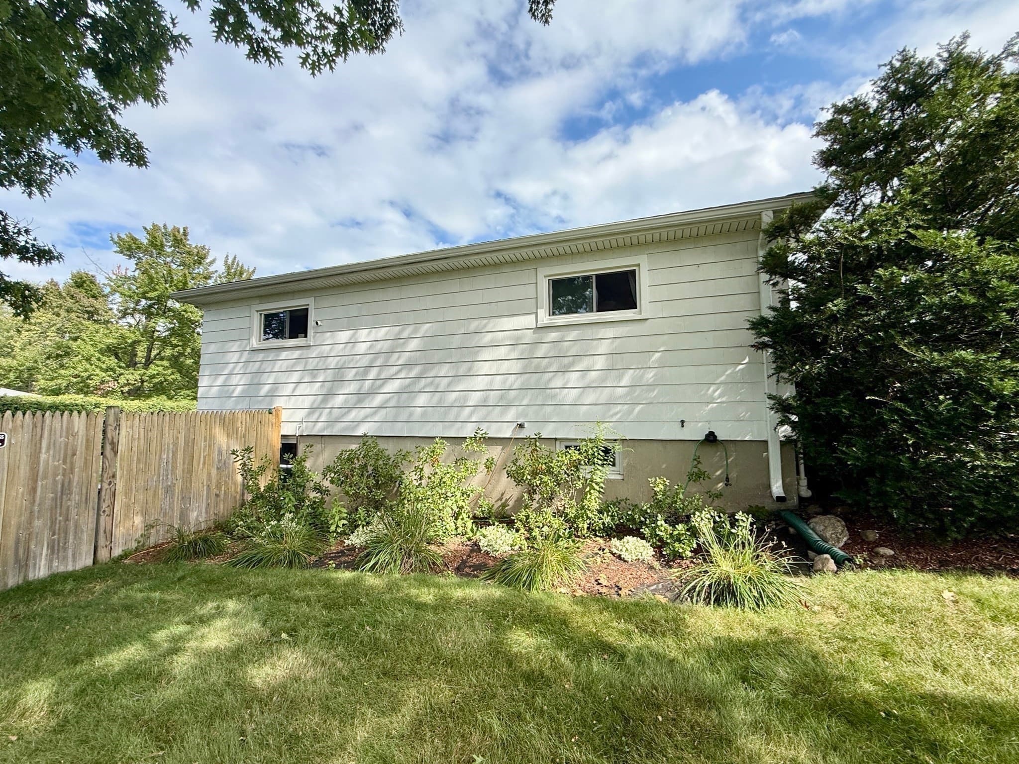 Single Family Residence at 67 Briar Terrace, Leominster MA 01453, Leominster, photo 4 of 24