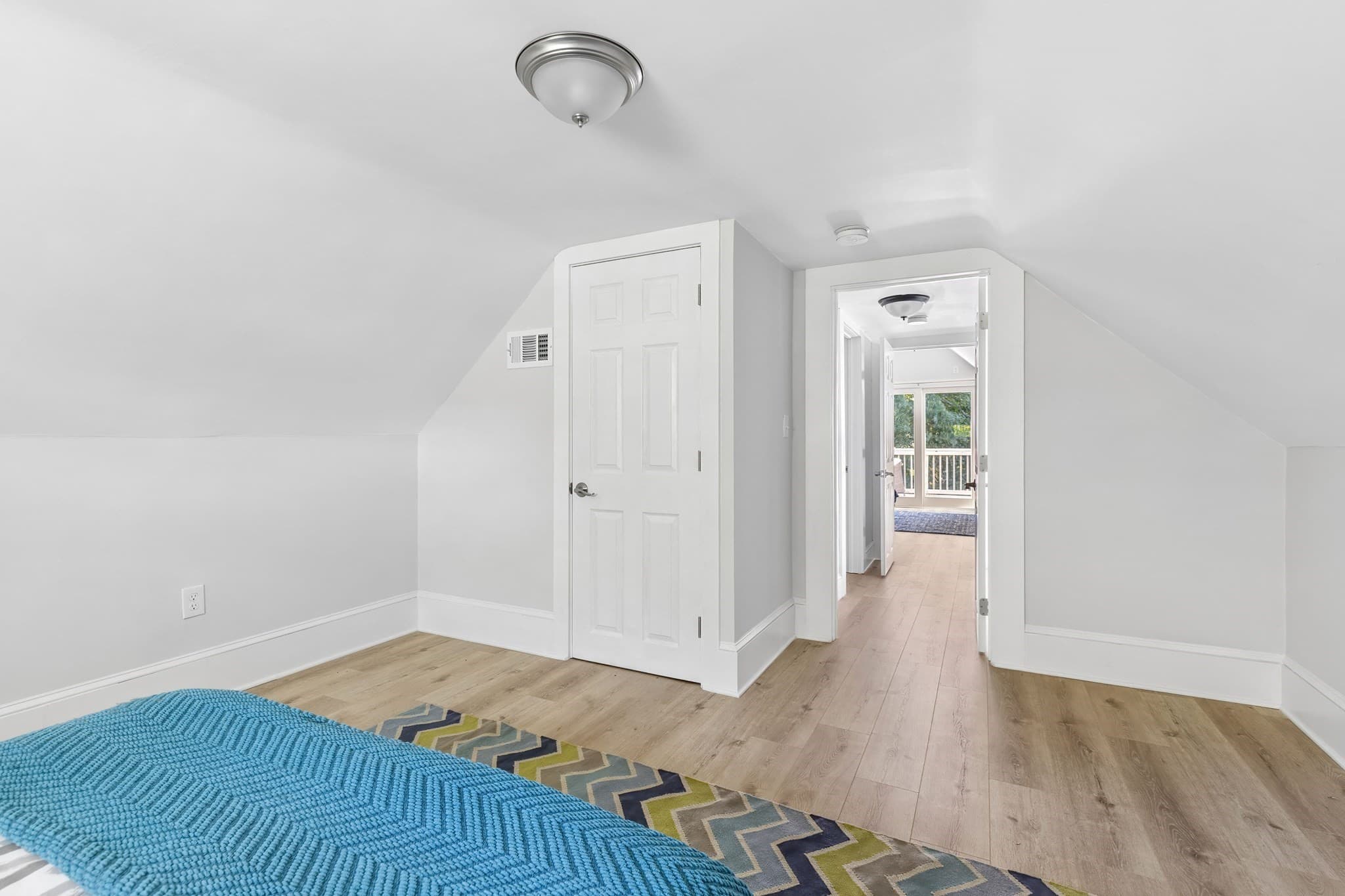 Condominium at 5 Kenwood St # 3, Somerville MA 02144, Somerville, photo 16 of 22