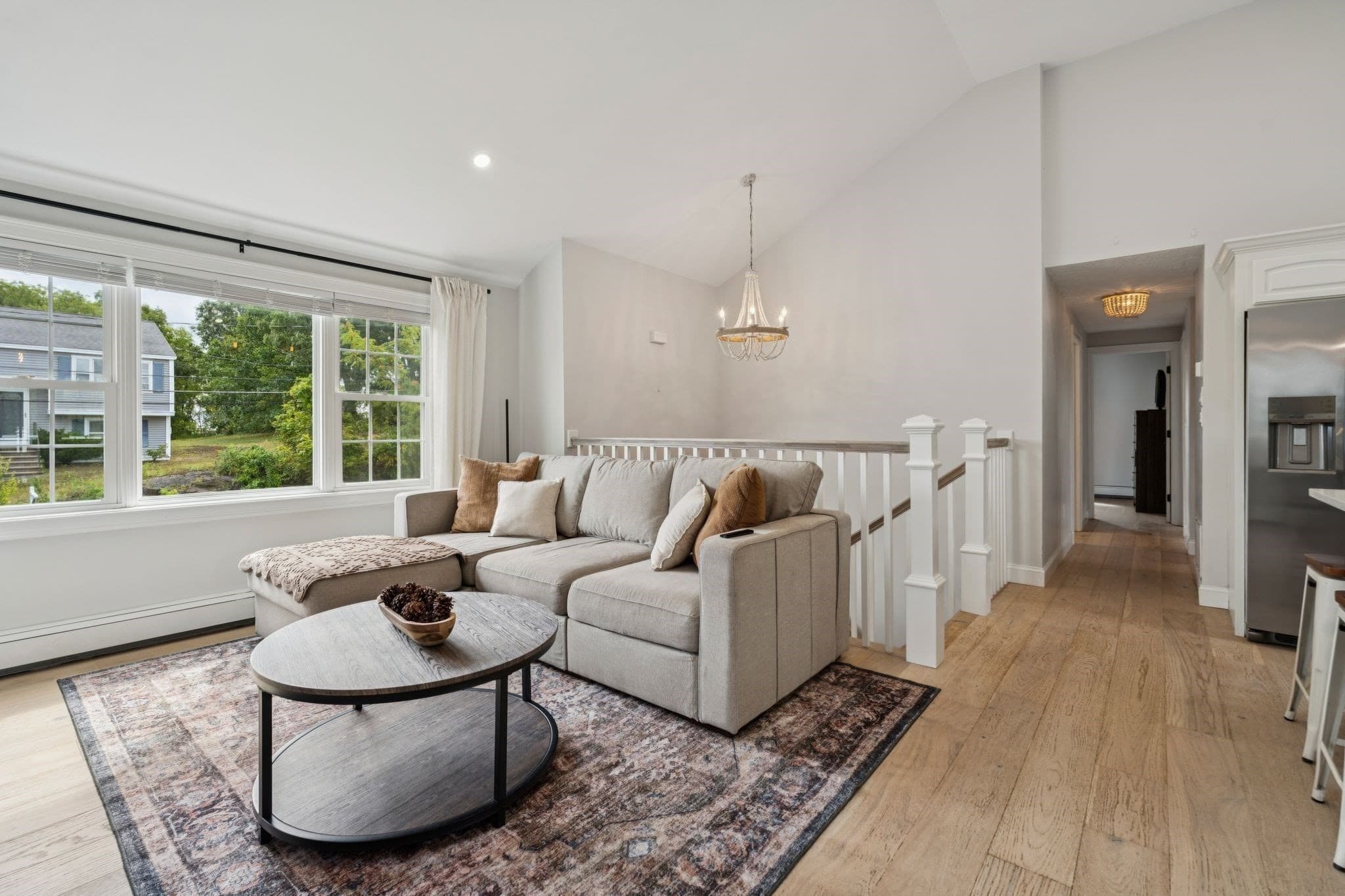 Single Family Residence at 8 Skyview Ln, Woburn MA 01801, Woburn, photo 7 of 24