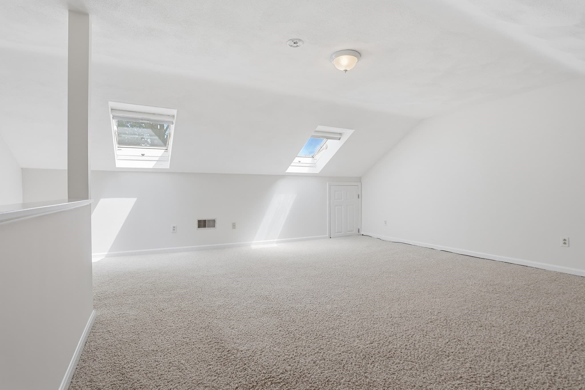 Condominium at 35 Casey Circle # 35, Waltham MA 02451, photo 17 of 24