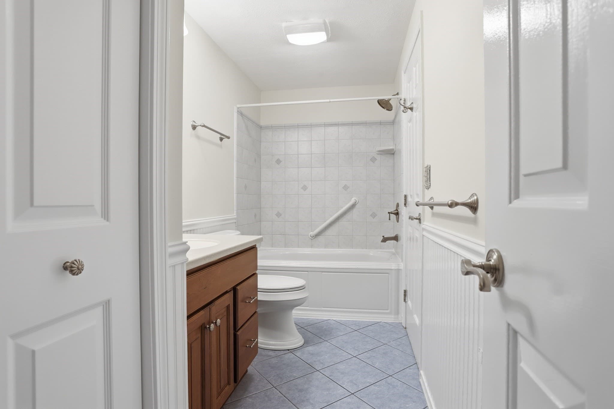 Condominium at 35 Casey Circle # 35, Waltham MA 02451, photo 21 of 24