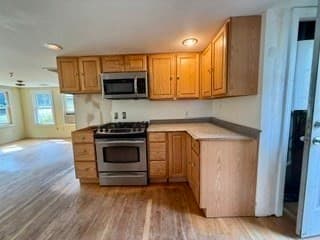 Single Family Residence at 42 Whittier Road, Marlborough MA 01752, Marlborough, photo 10 of 33