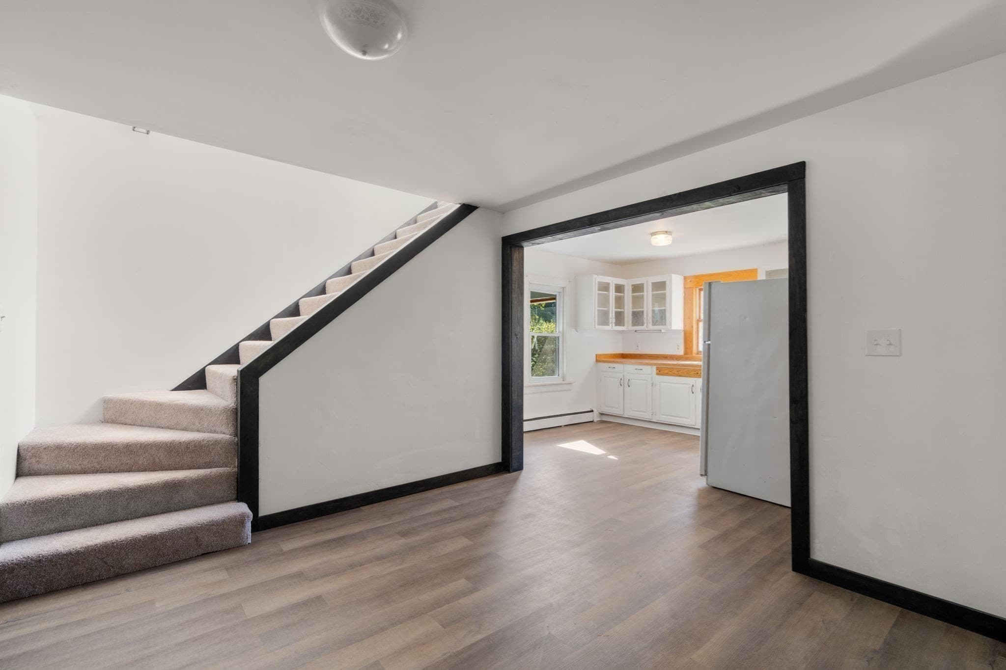 Single Family Residence at 61 Pelham Rd, Amherst MA 01002, Amherst, photo 9 of 35