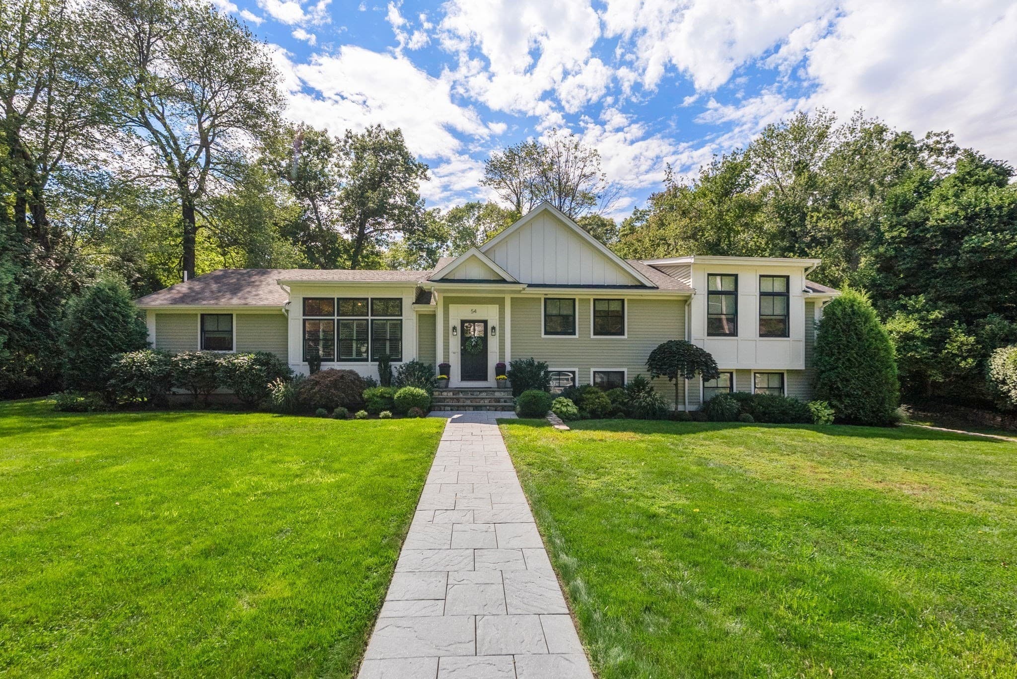 Single Family Residence at 54 Edmunds Rd, Wellesley MA 02481, Wellesley, photo 2 of 35