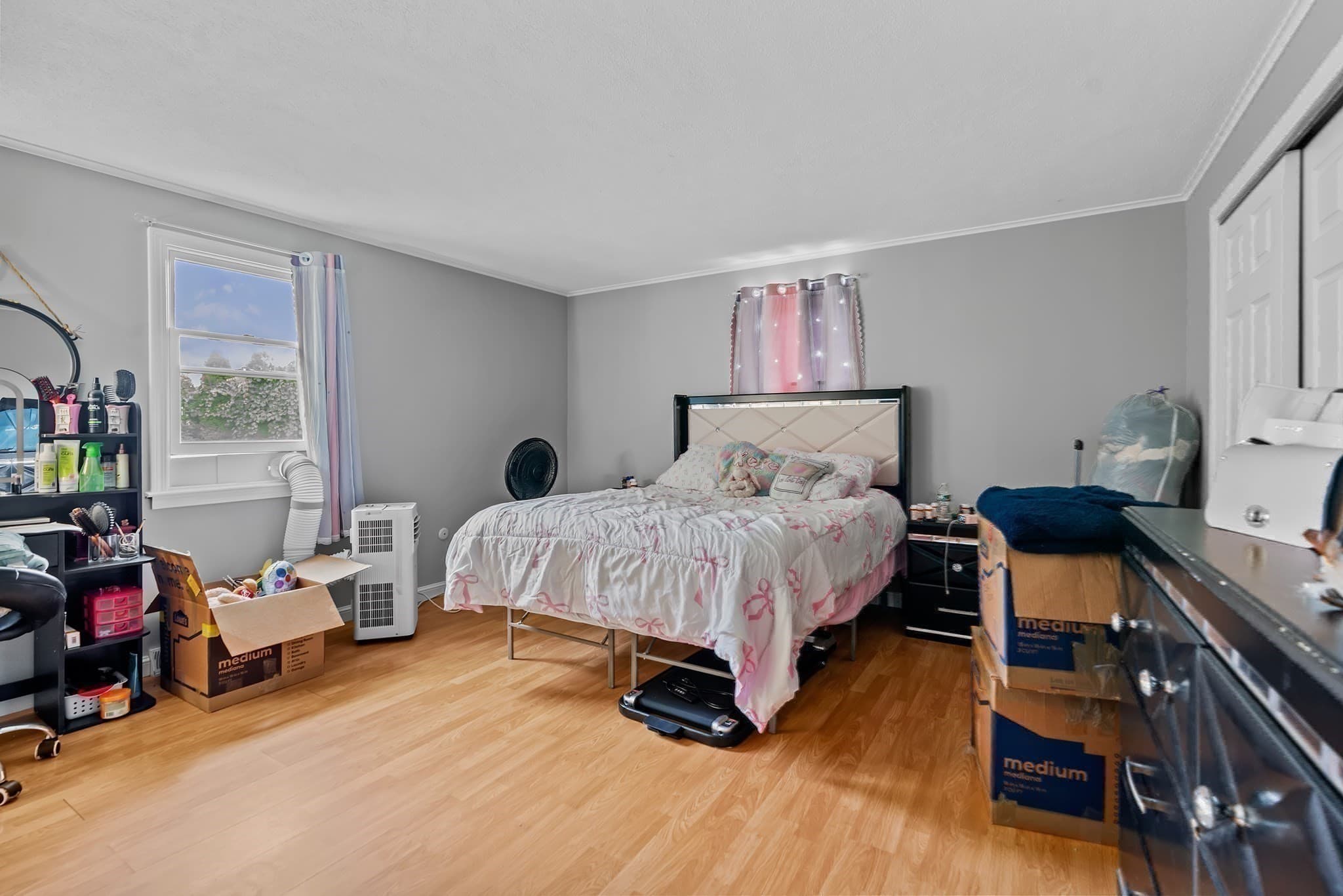3 Family at 4 - 6 Willis Street, Framingham MA 01702, Framingham, photo 17 of 42