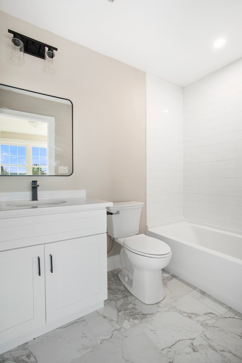 Condominium at 661 Washington Aveue # 2, Revere MA 02151, Revere, photo 23 of 27