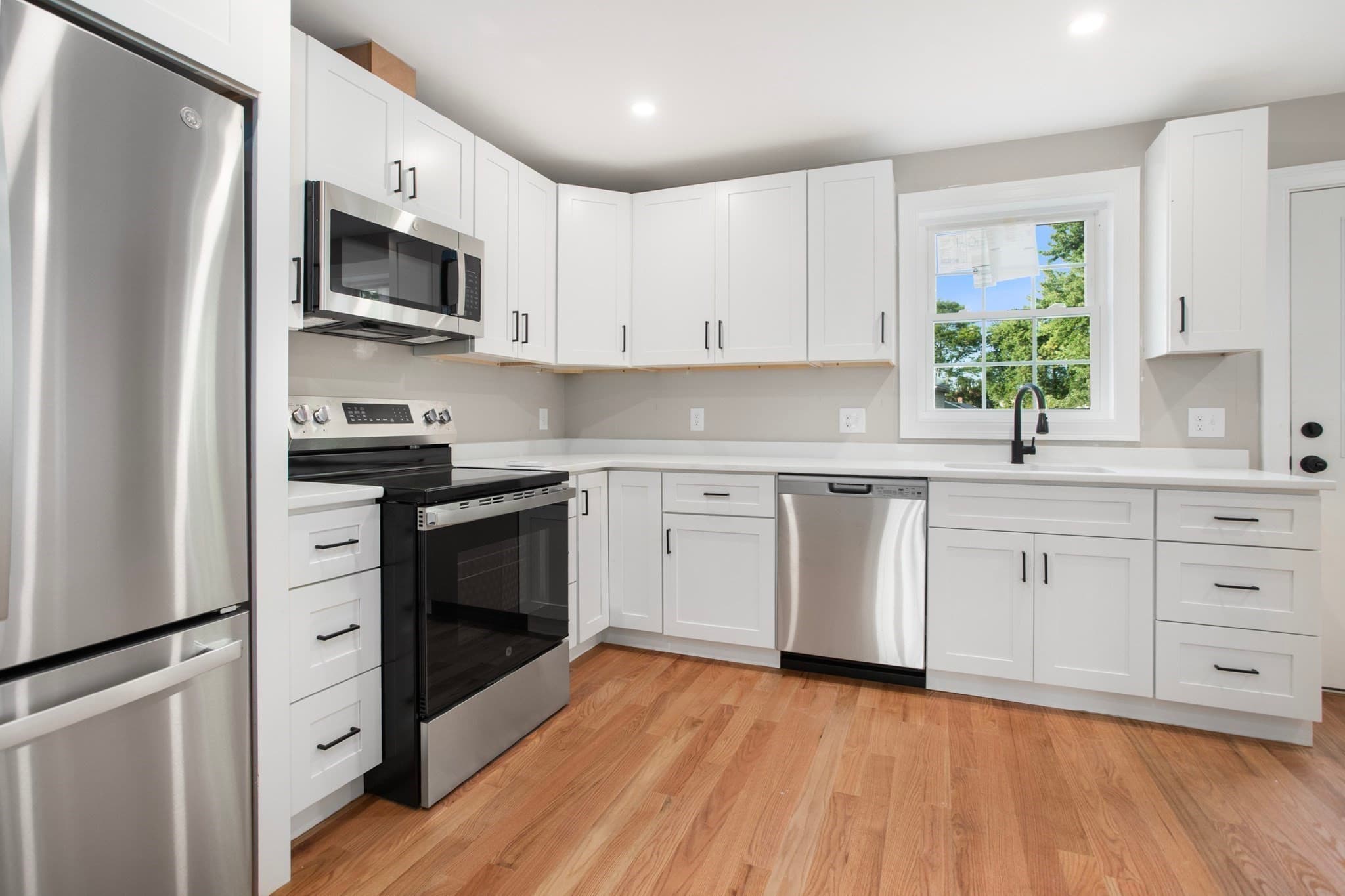 Condominium at 661 Washington Aveue # 2, Revere MA 02151, Revere, photo 2 of 27