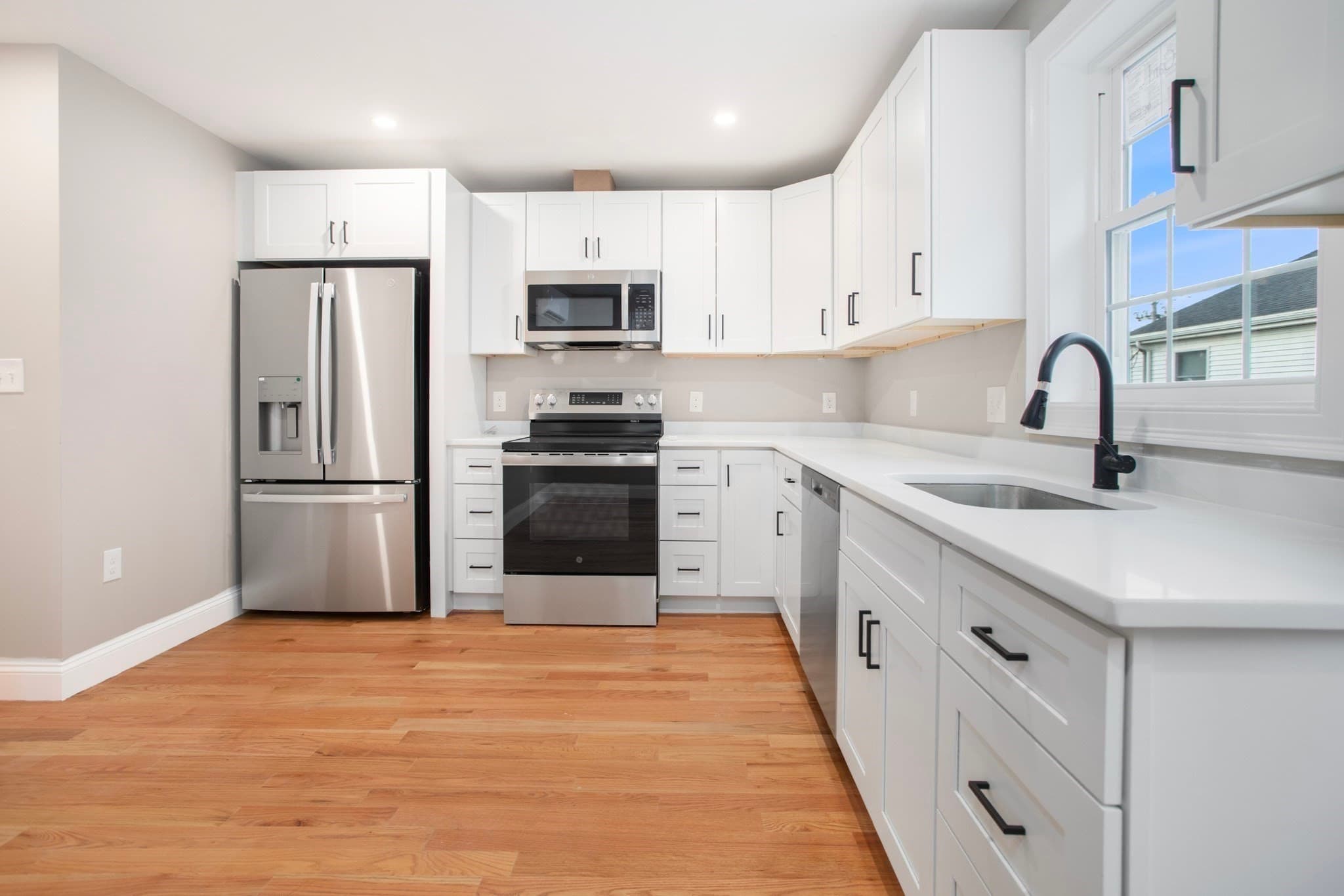 Condominium at 661 Washington Aveue # 2, Revere MA 02151, Revere, photo 4 of 27