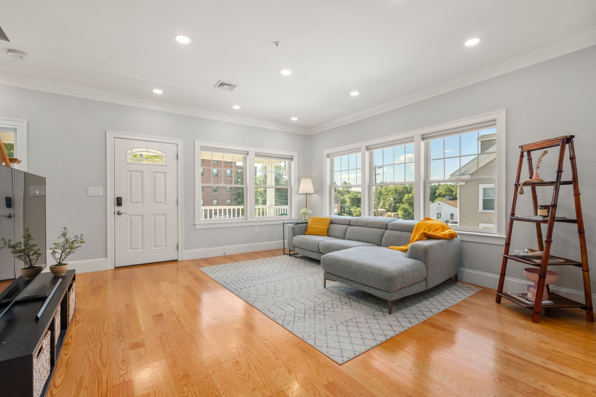 Condominium at 140 Main St, Upton MA 01568, Upton, photo 2 of 32