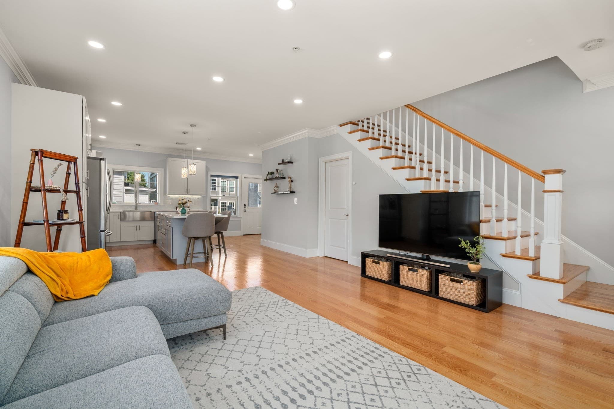 Condominium at 140 Main St, Upton MA 01568, Upton, photo 5 of 32
