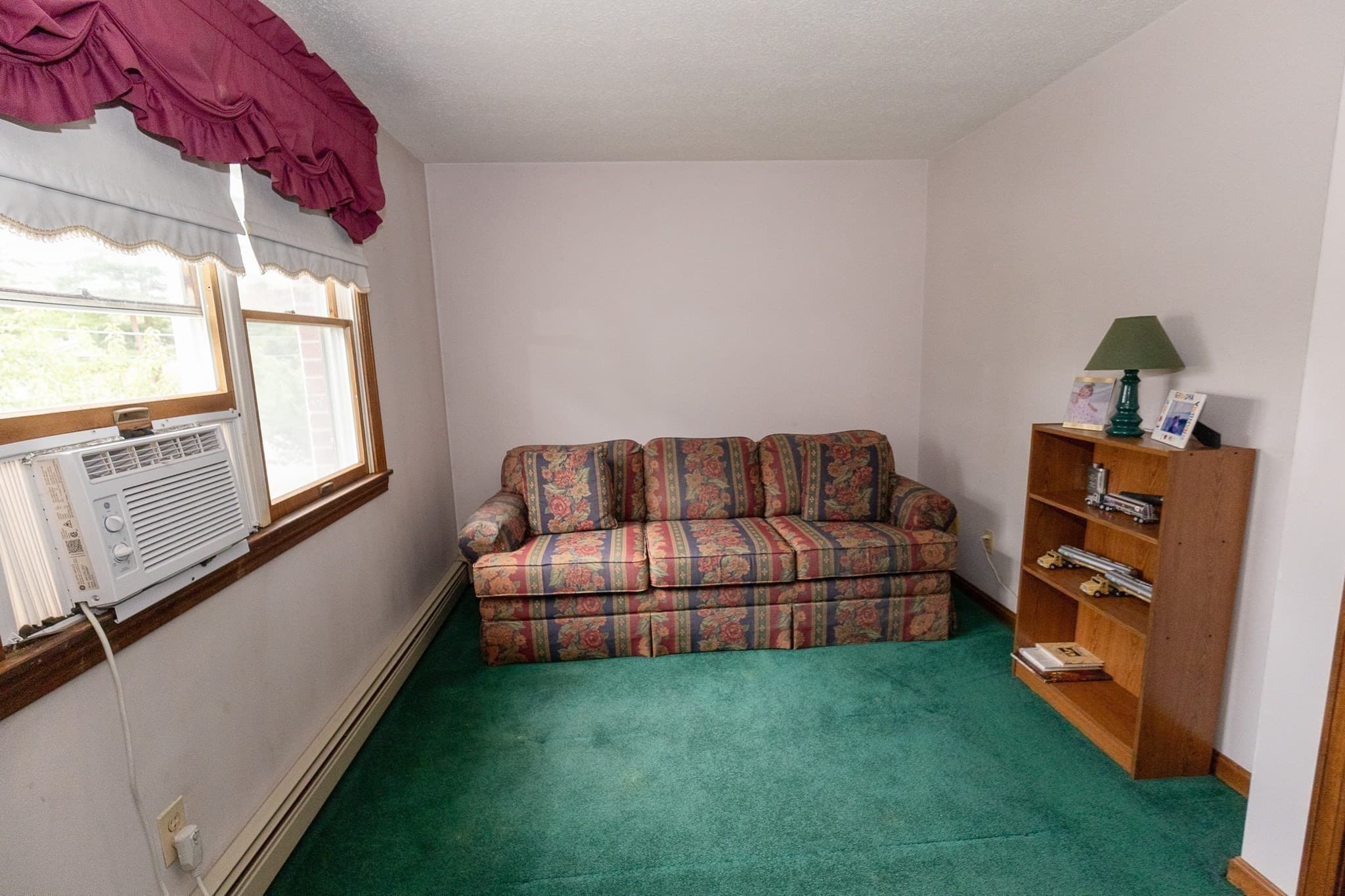 Condominium at 6 Robins St. # 6, East Bridgewater MA 02333, East Bridgewater, photo 10 of 19
