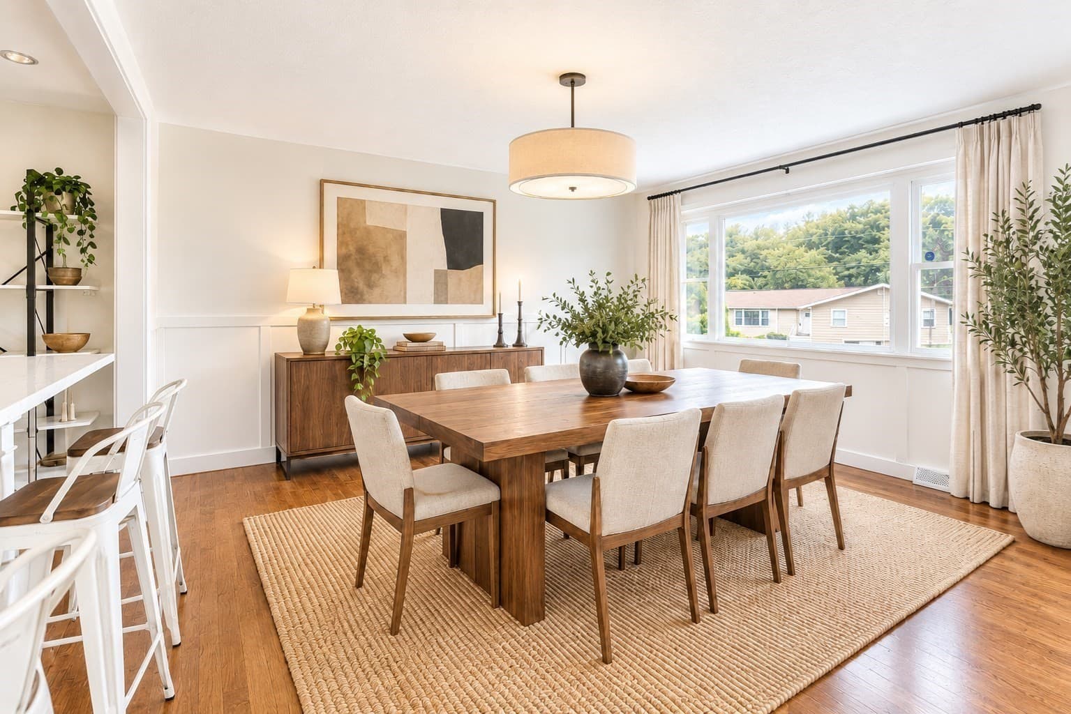 Single Family Residence at 306 Chestnut St, Randolph MA 02368, photo 5 of 27