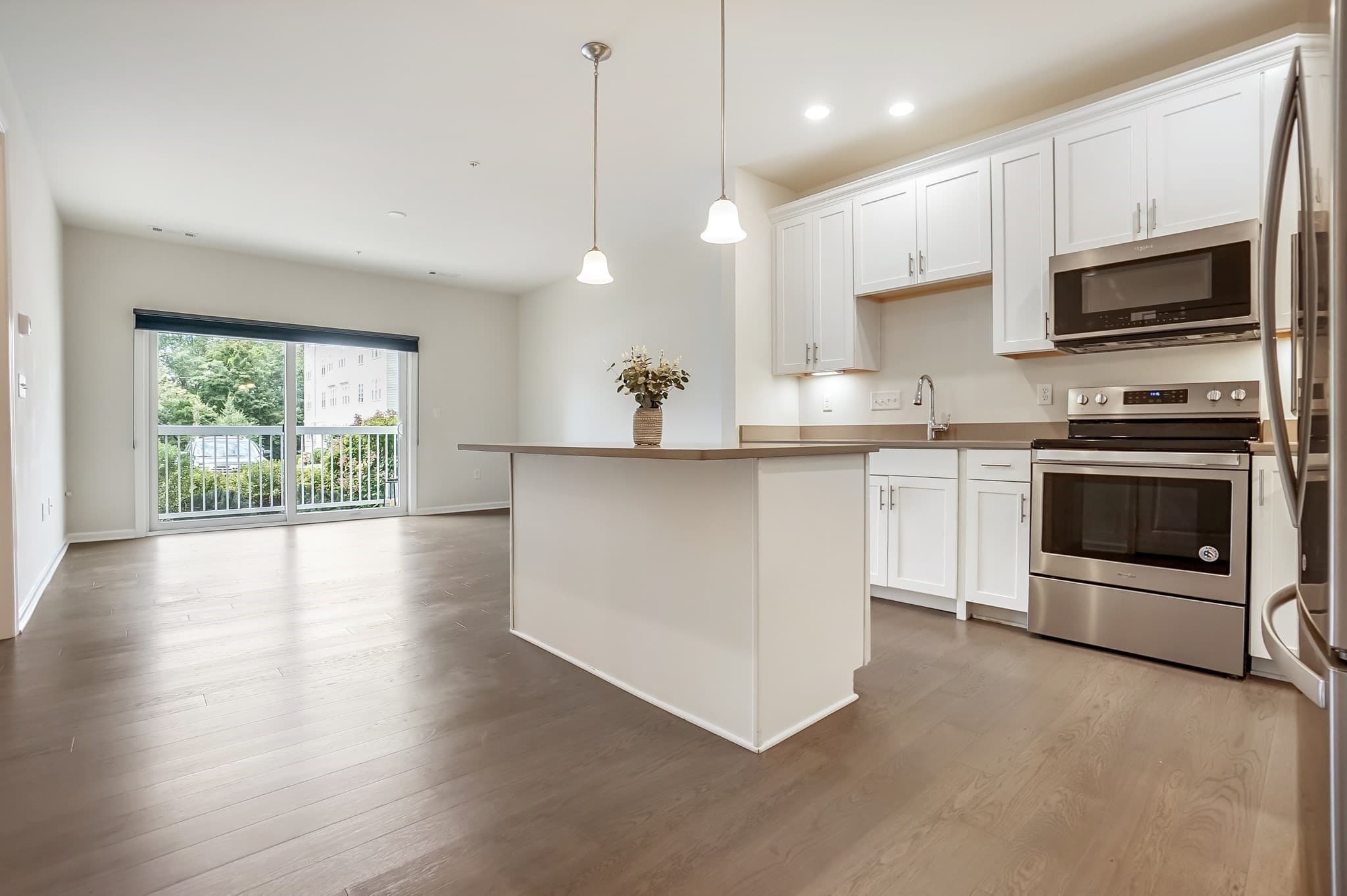 Condominium at 1102 Pennington Drive # 1102, Walpole MA 02081, Walpole, photo 6 of 38