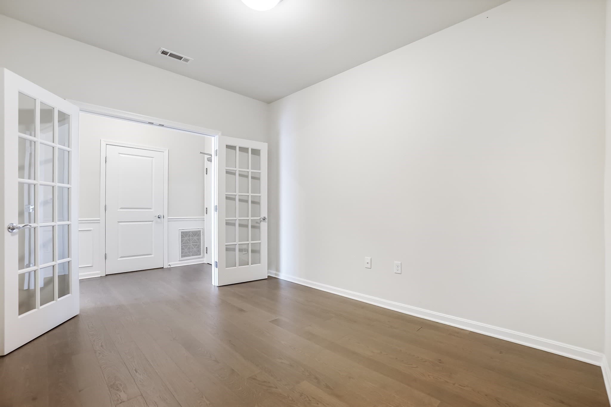 Condominium at 1102 Pennington Drive # 1102, Walpole MA 02081, Walpole, photo 12 of 38