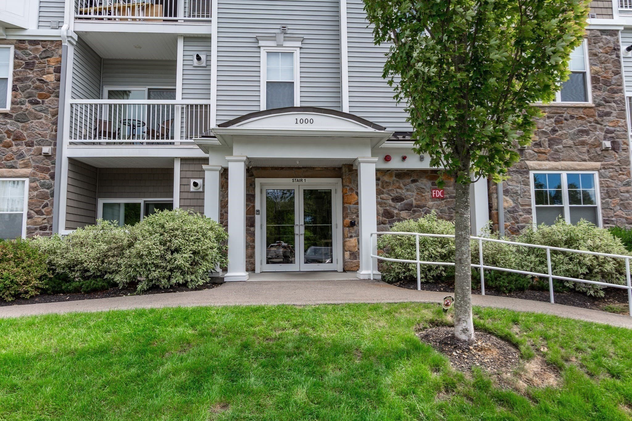 Condominium at 1102 Pennington Drive # 1102, Walpole MA 02081, Walpole, photo 31 of 38