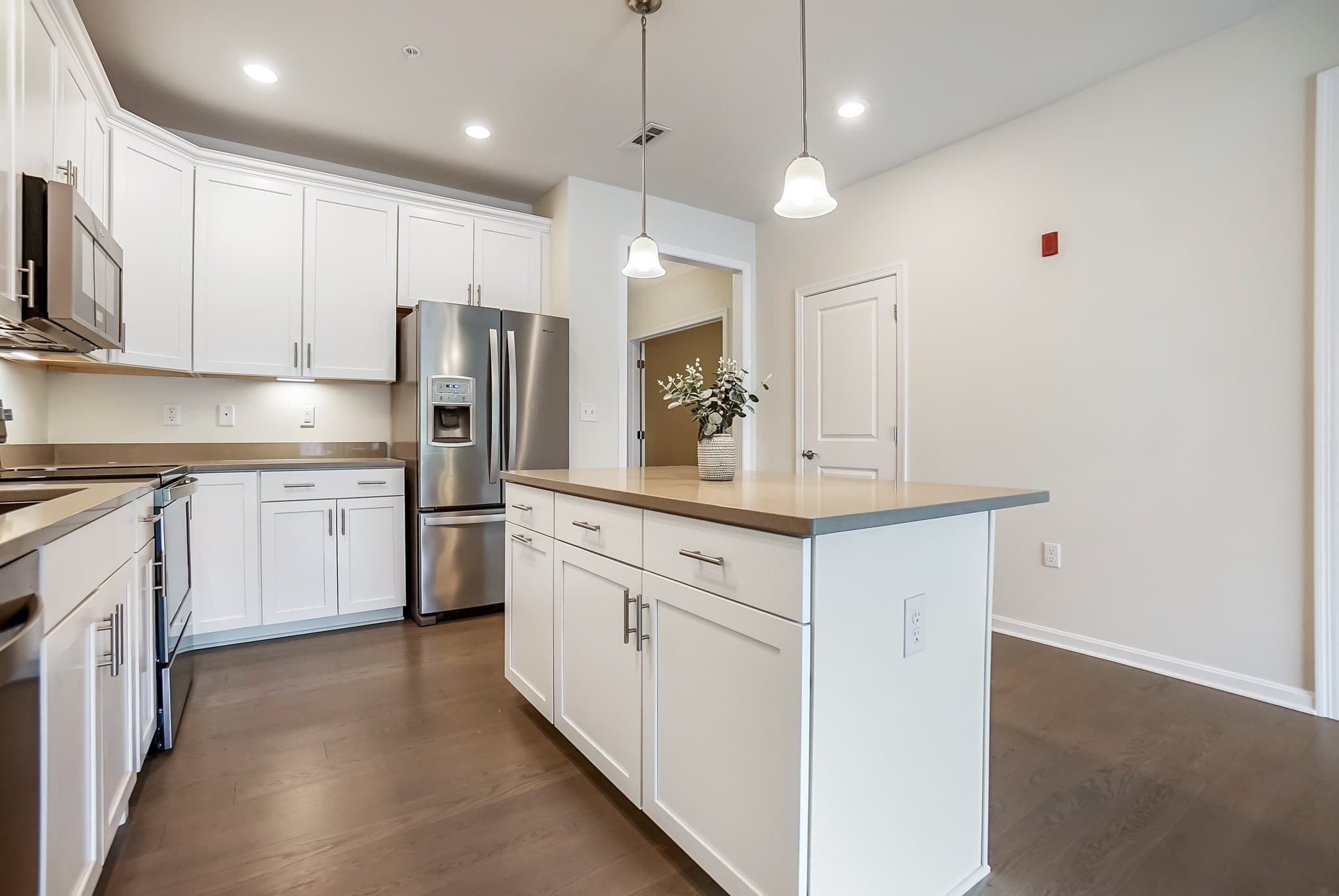 Condominium at 1102 Pennington Drive # 1102, Walpole MA 02081, Walpole, photo 8 of 38