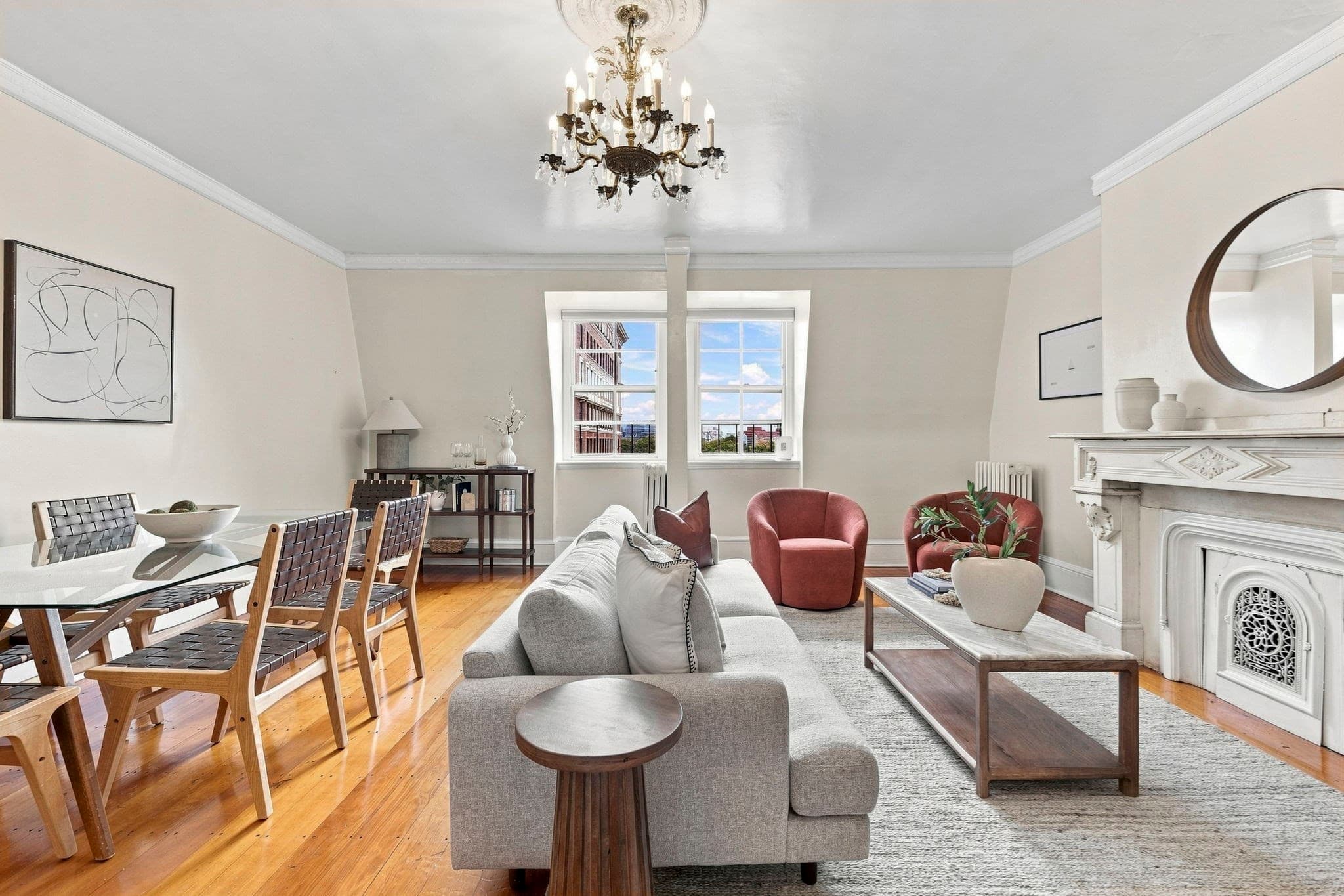 Condominium at 105 Beacon St., # 10, Boston MA 02116, photo 4 of 20
