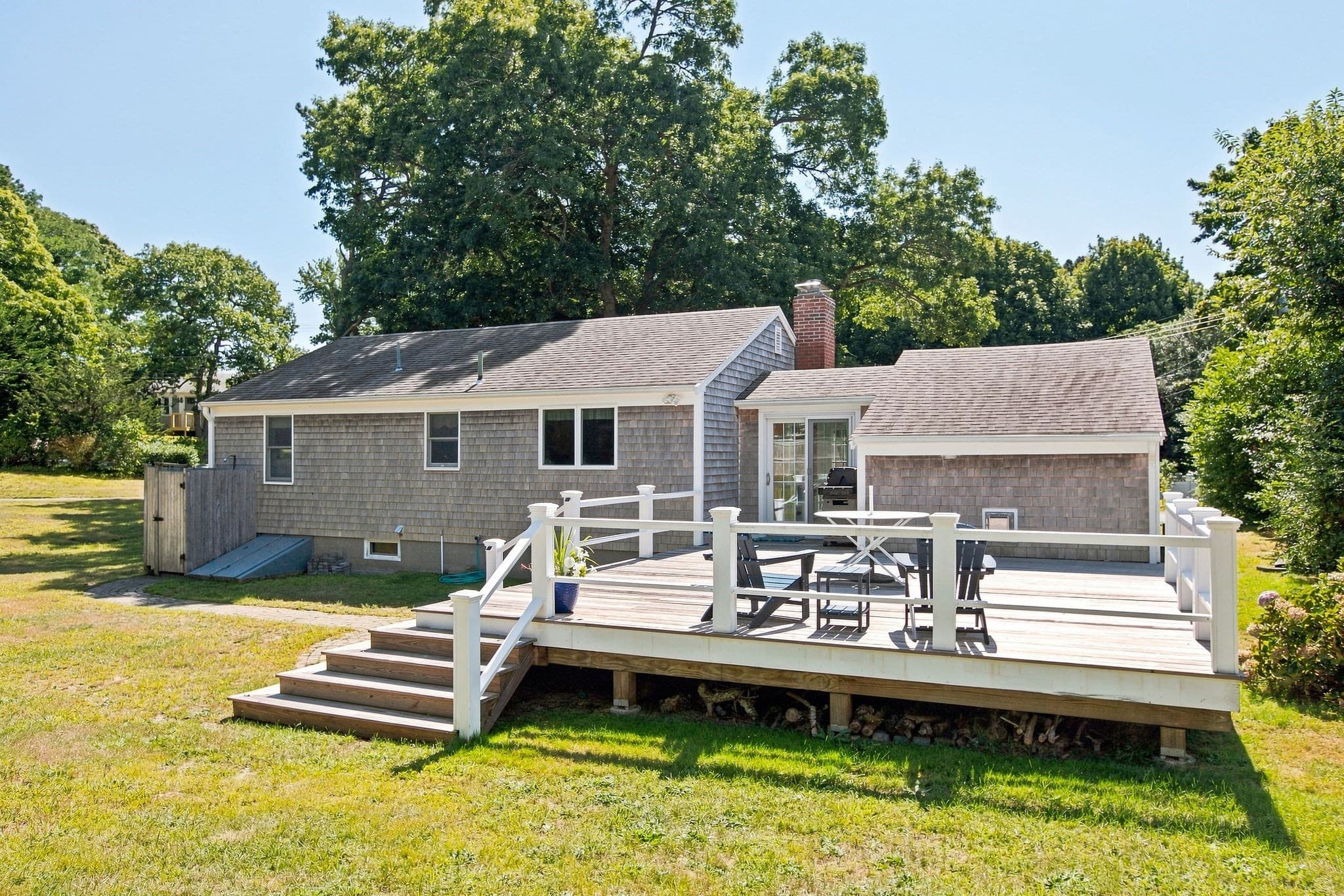 Single Family Residence at 4 Old Mill Ln, Harwich MA 02645, Harwich, photo 4 of 39