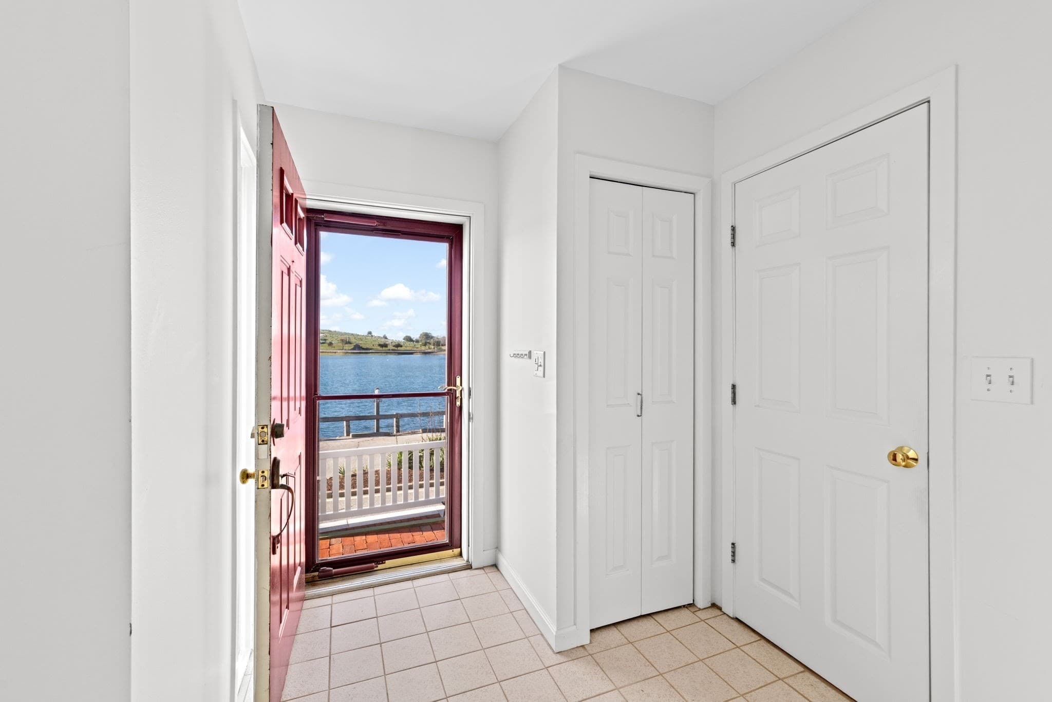 Condominium at 1 Marina Dr # 1, Hull MA 02045, Hull, photo 4 of 35