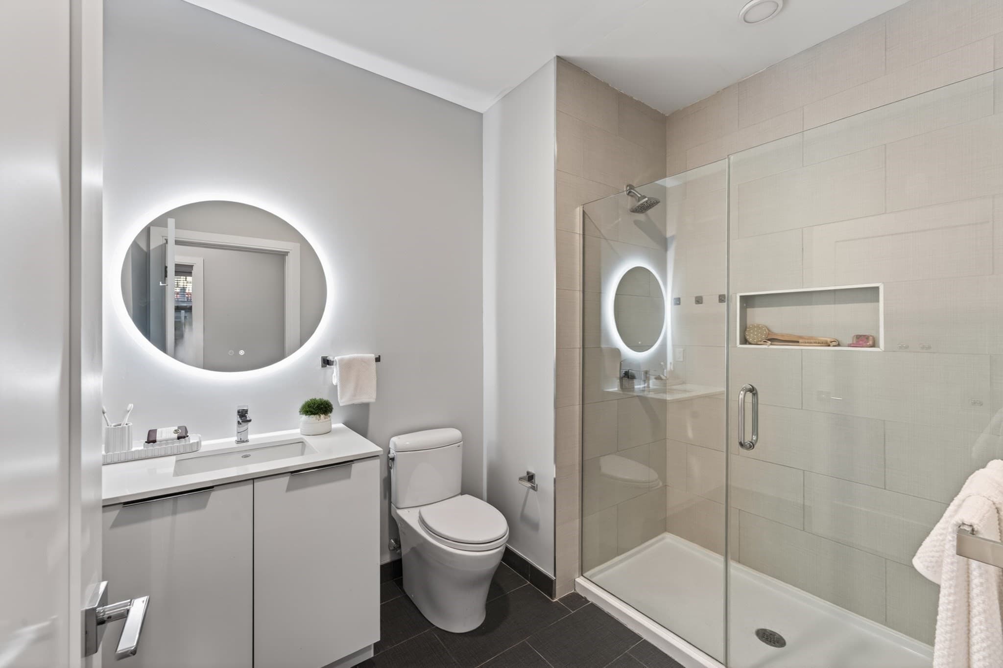 Condominium at 656 Saratoga # 204, Boston MA 02128, Boston, photo 10 of 22