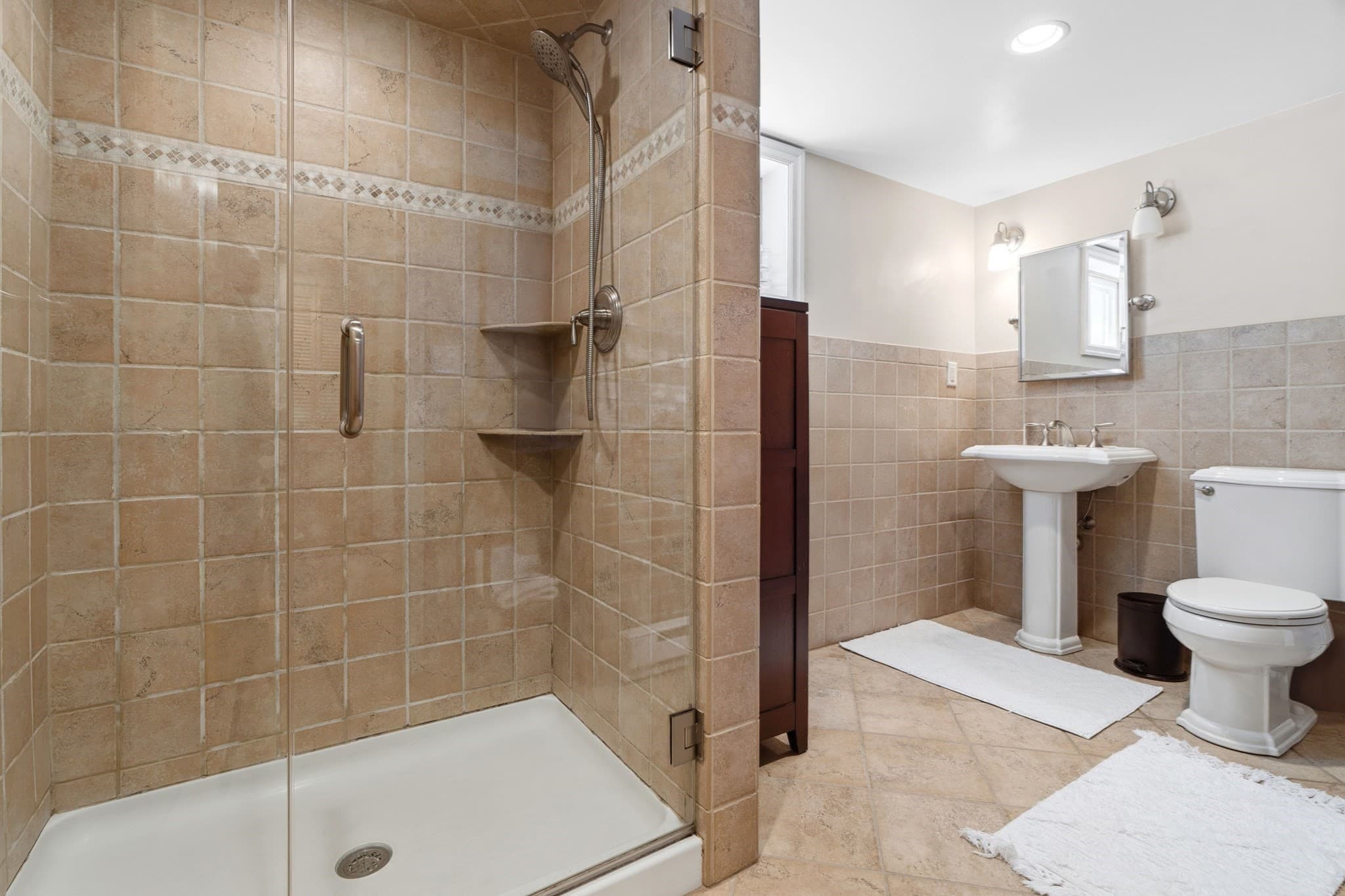 Condominium at 46 Slade St # 46, Belmont MA 02478, Belmont, photo 17 of 25