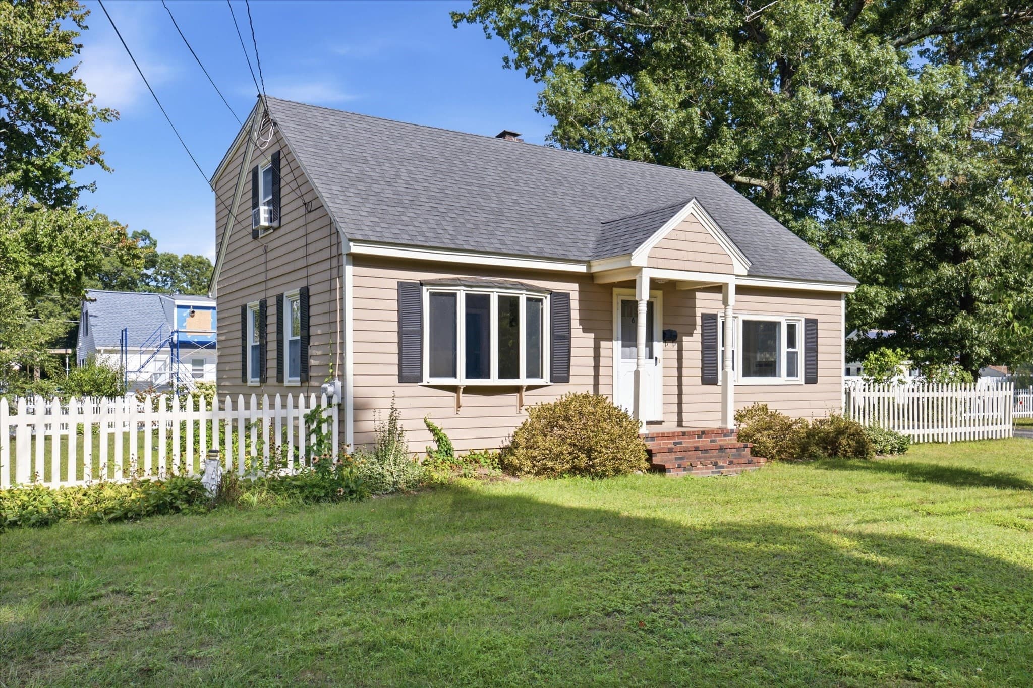 Single Family Residence at 6 Pleasant St, Chelmsford MA 01824, photo 2 of 42