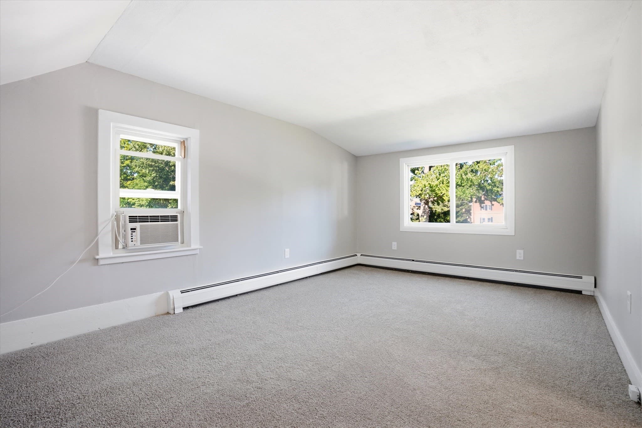 Single Family Residence at 6 Pleasant St, Chelmsford MA 01824, photo 18 of 42