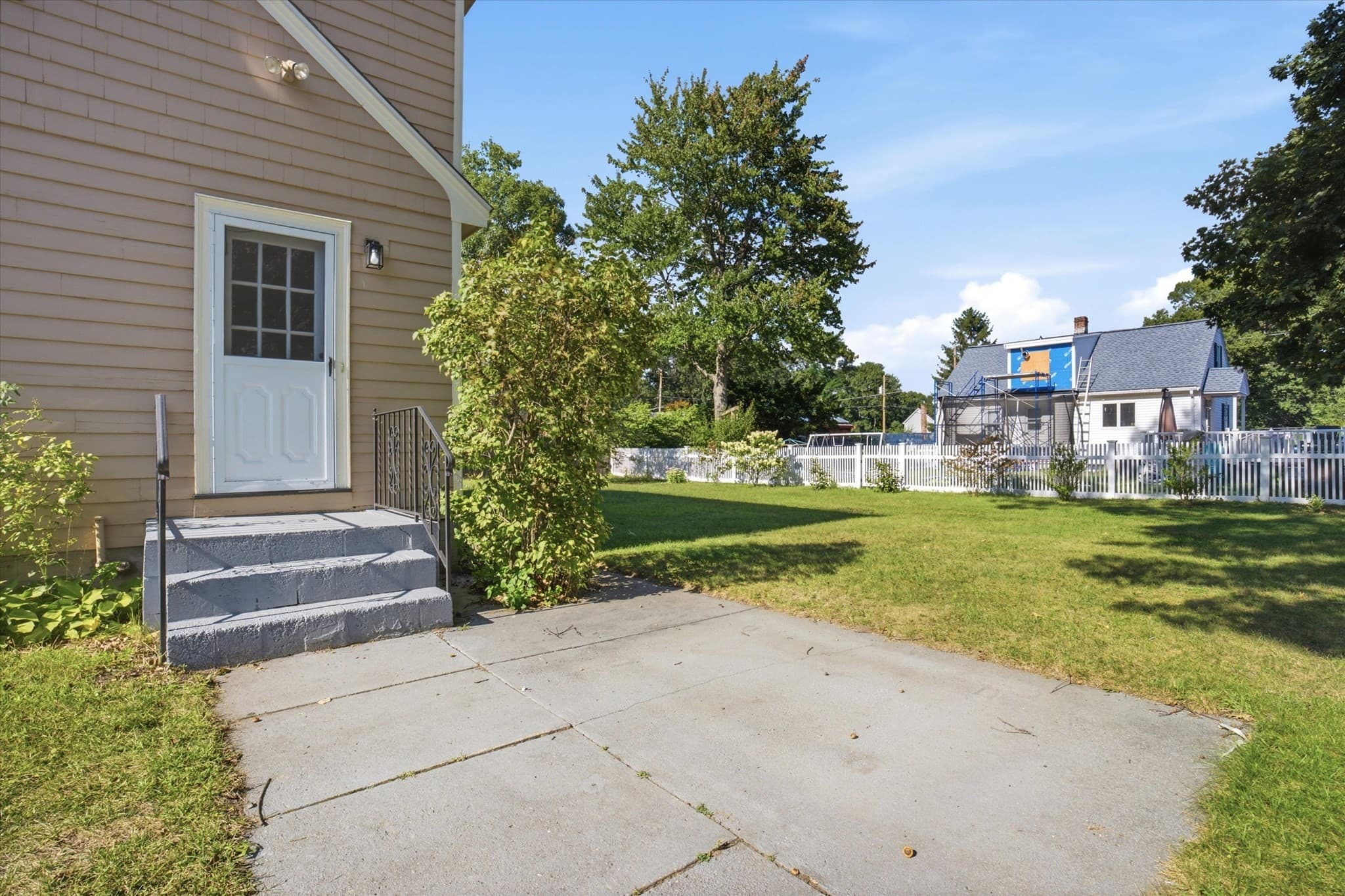 Single Family Residence at 6 Pleasant St, Chelmsford MA 01824, photo 35 of 42