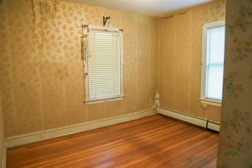 Single Family Residence at 2641 N Main St, Fall River MA 02720, Fall River, photo 12 of 20