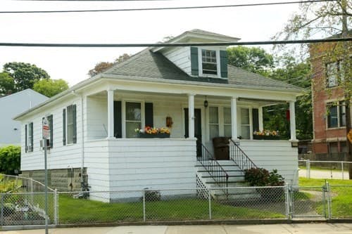 2641 N Main St, Fall River MA 02720