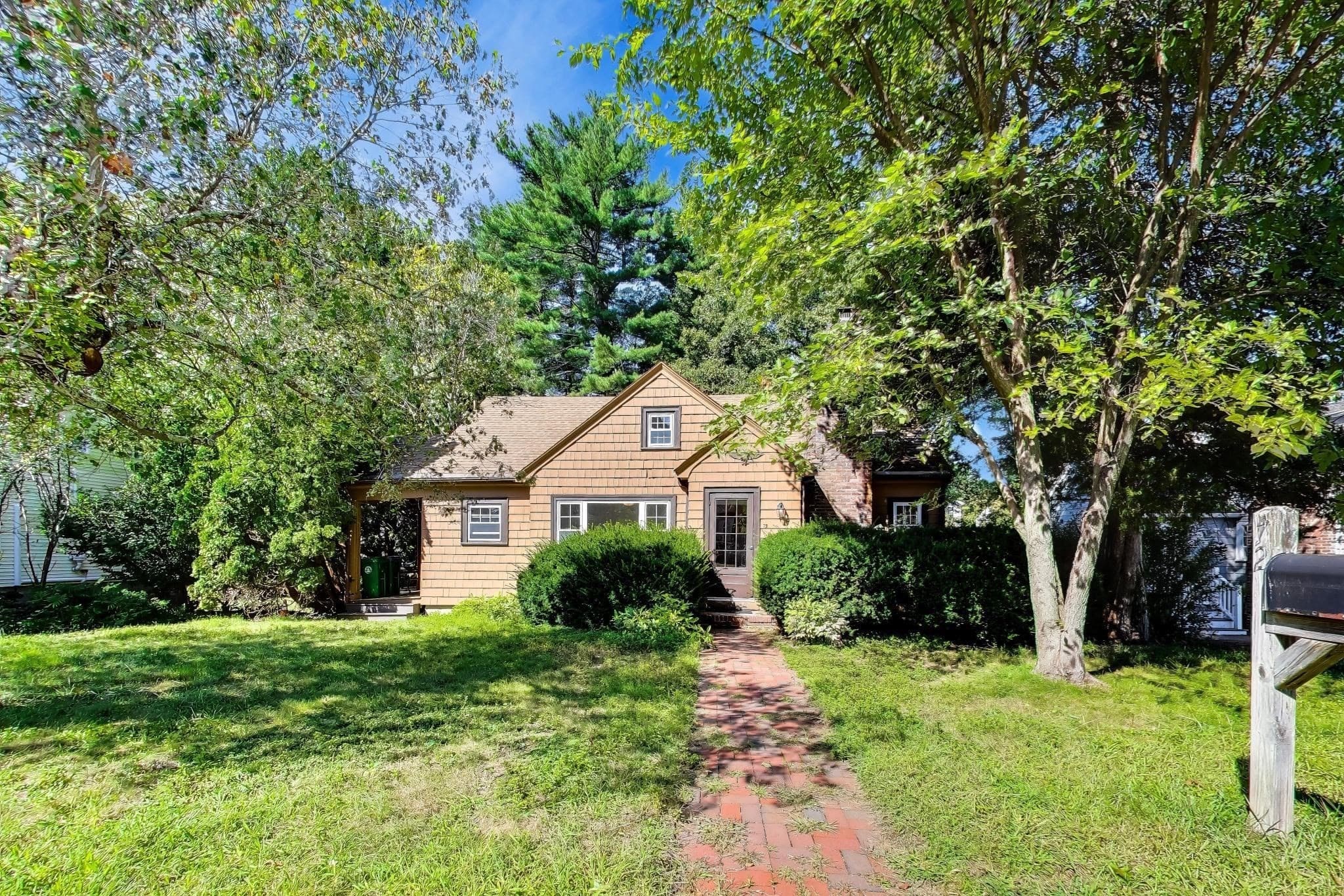 72 Sexton Ave, Westwood MA 02090