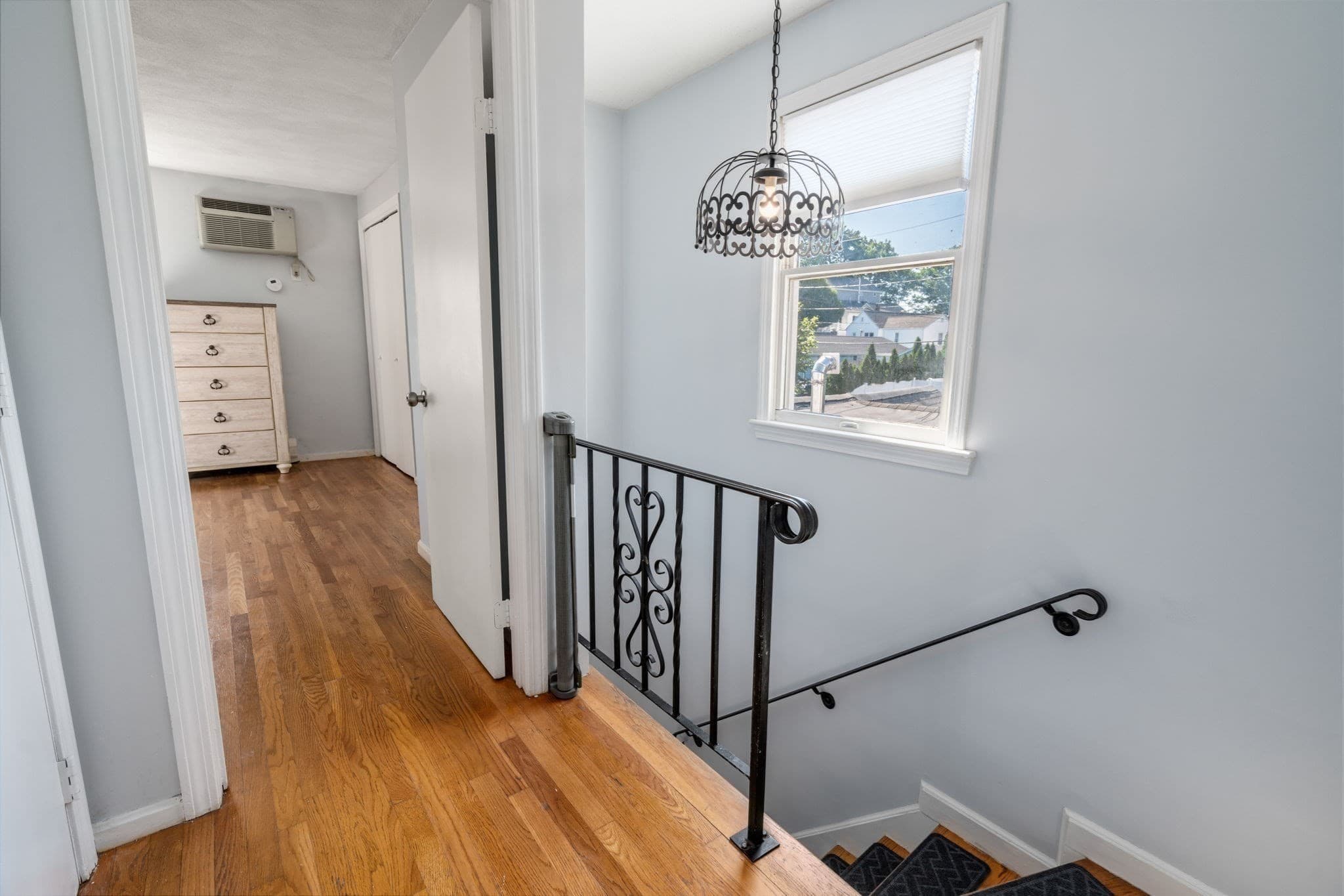 Single Family Residence at 33 Plant Rd, Waltham MA 02451, photo 12 of 41